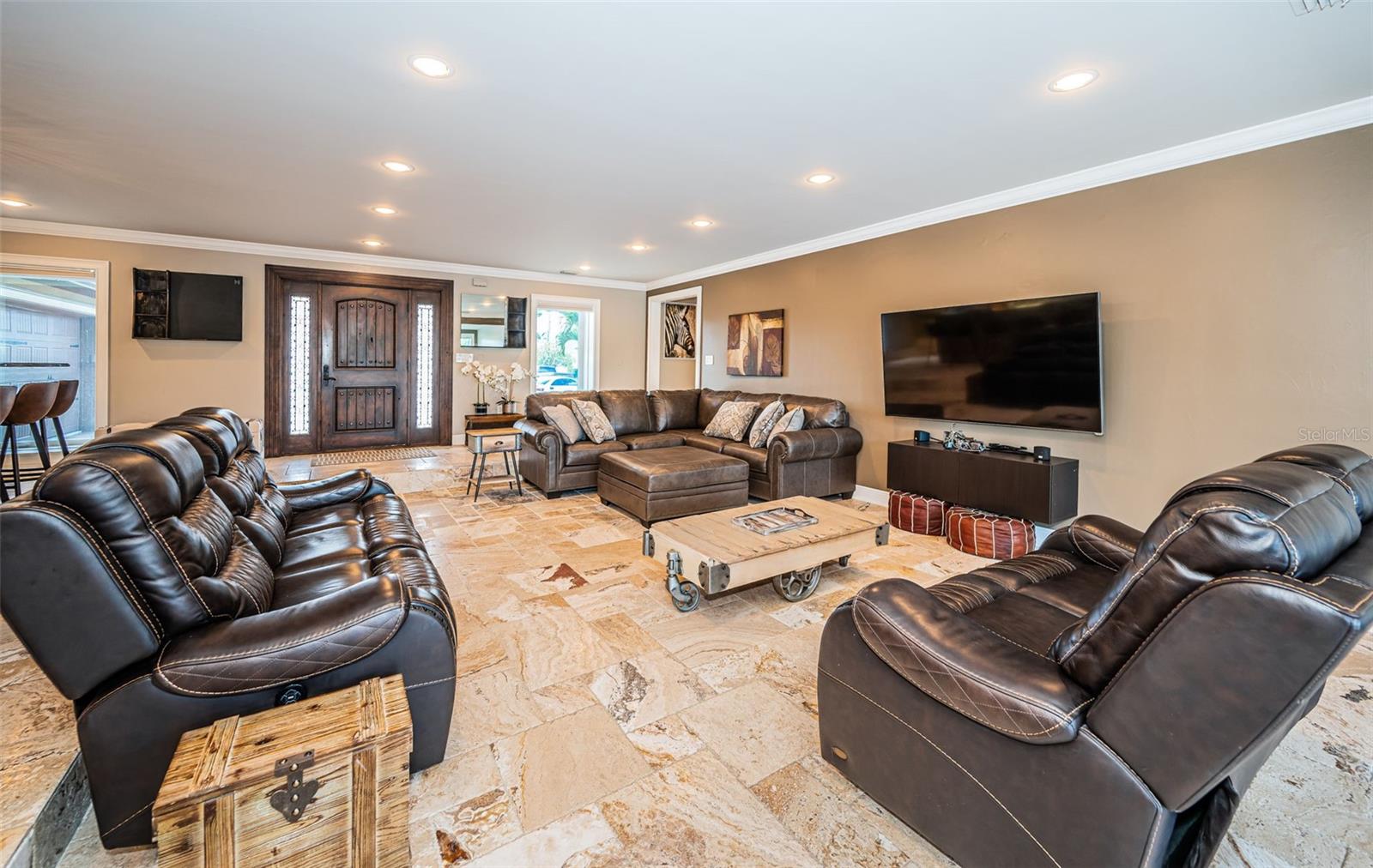 Image 13 of 67 For 4295 13th Lane Ne