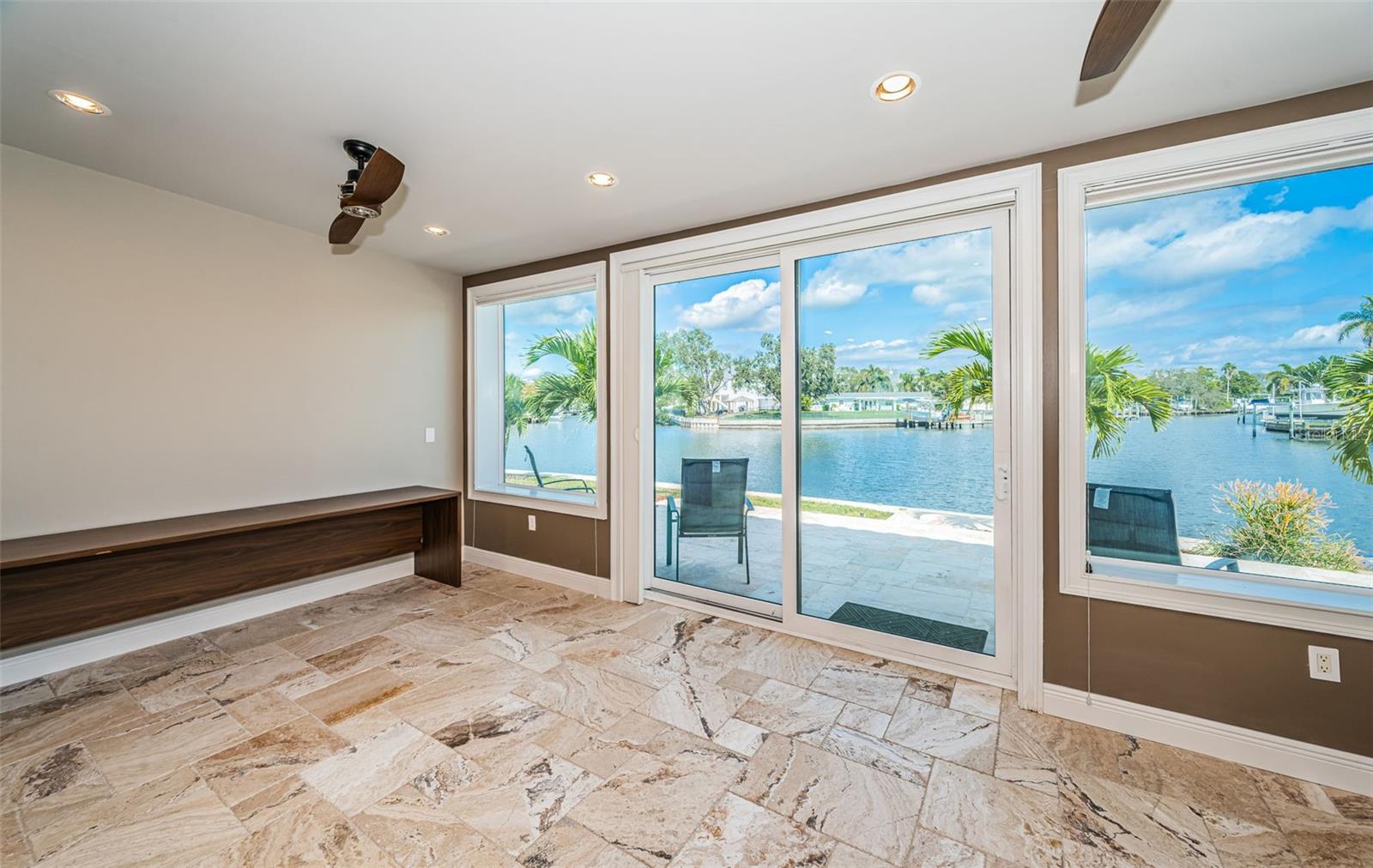 Image 15 of 67 For 4295 13th Lane Ne