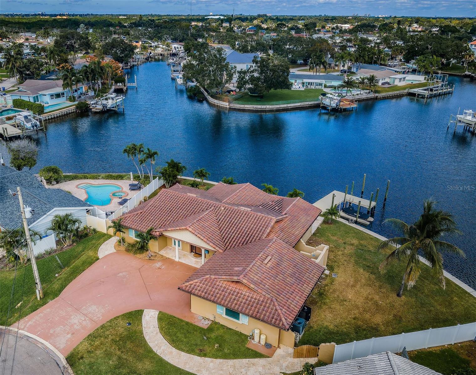 Image 3 of 67 For 4295 13th Lane Ne