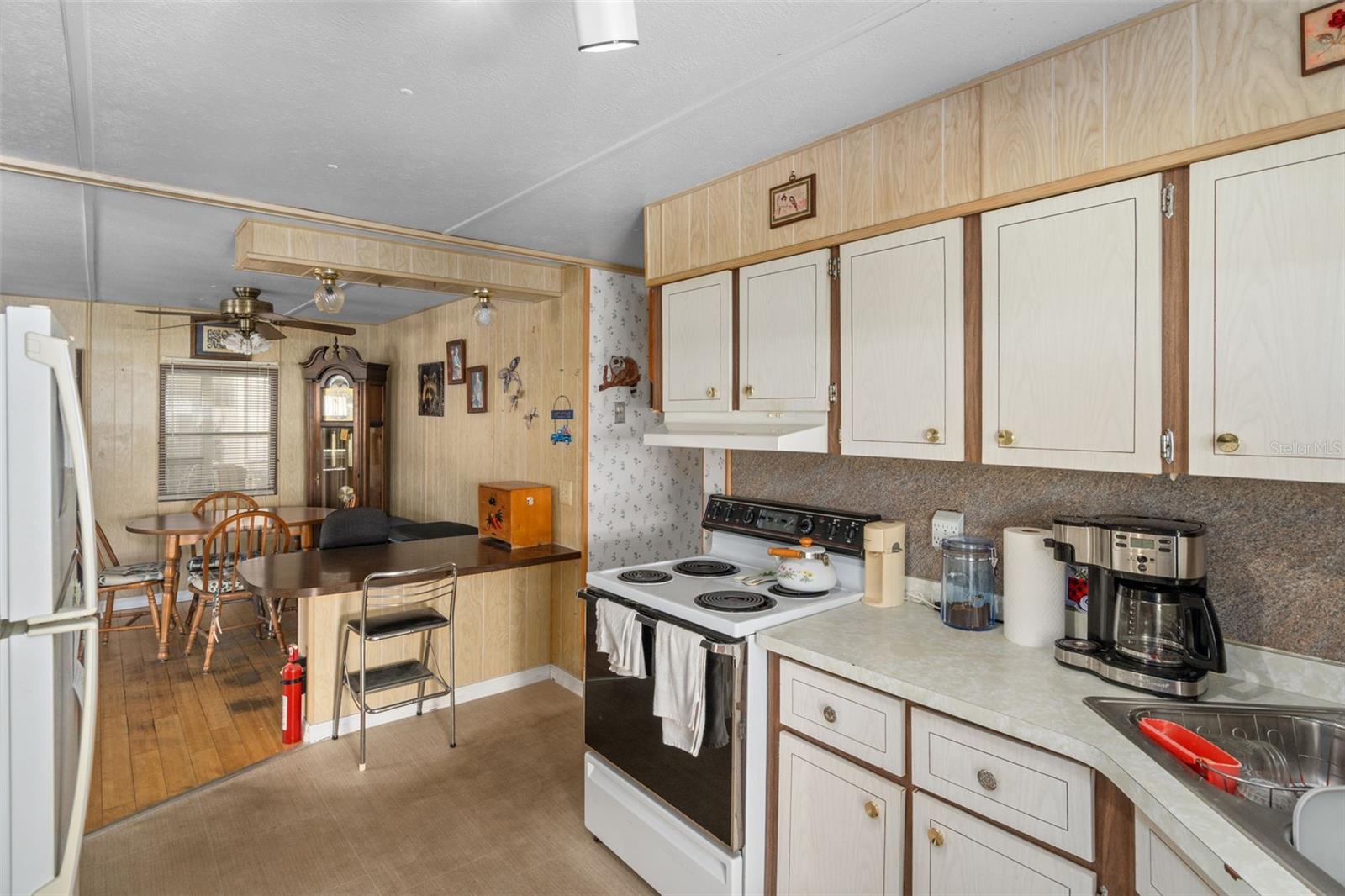 Image 13 of 30 For 7162 Fairlane Avenue