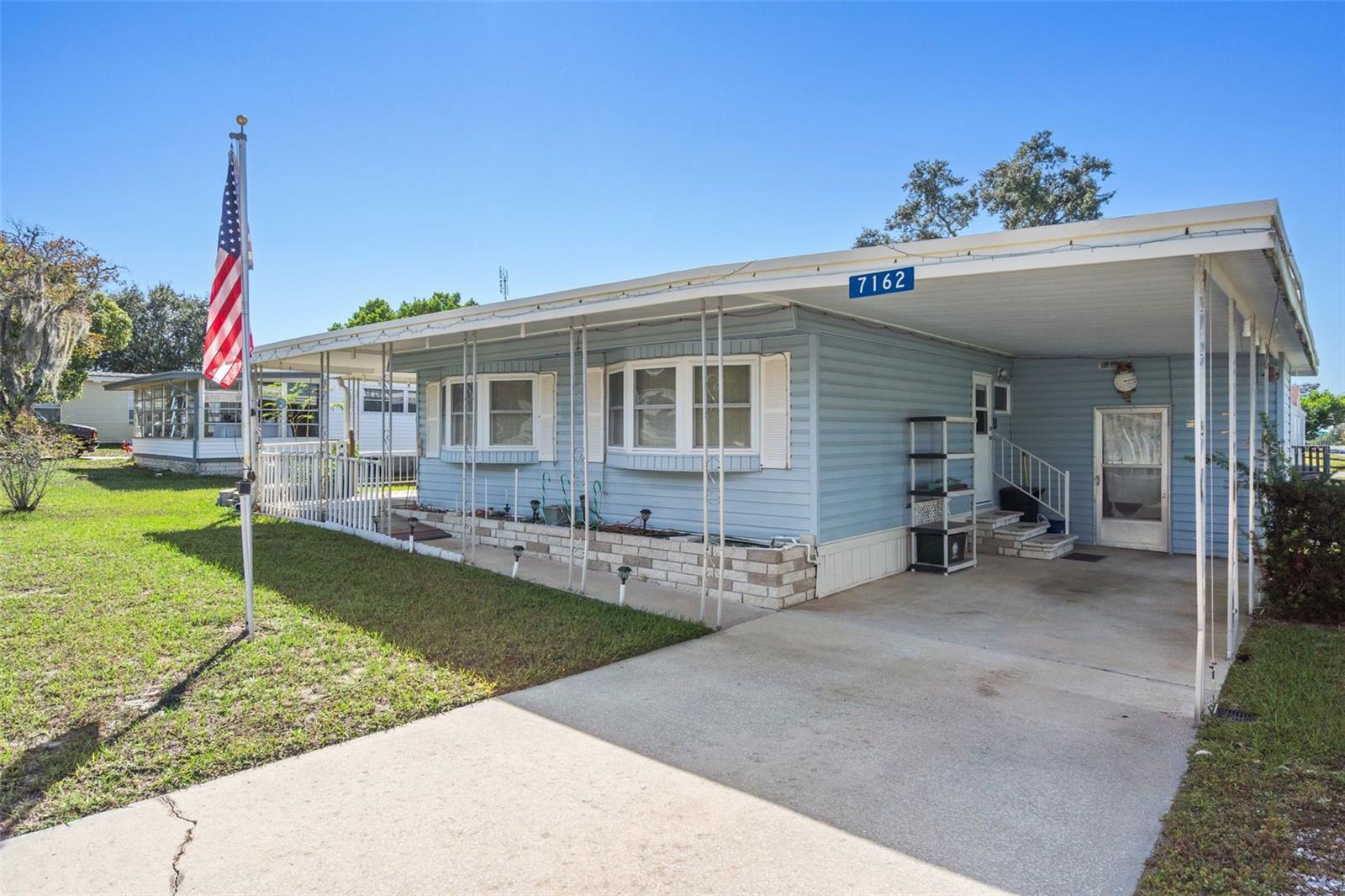 Image 5 of 30 For 7162 Fairlane Avenue