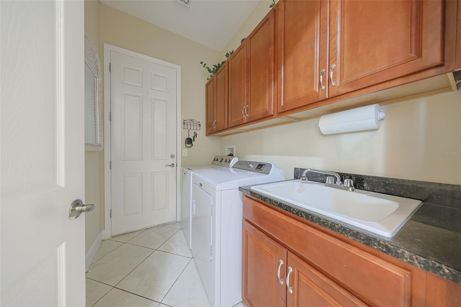 Image 11 of 42 For 321 Siena Vista Place