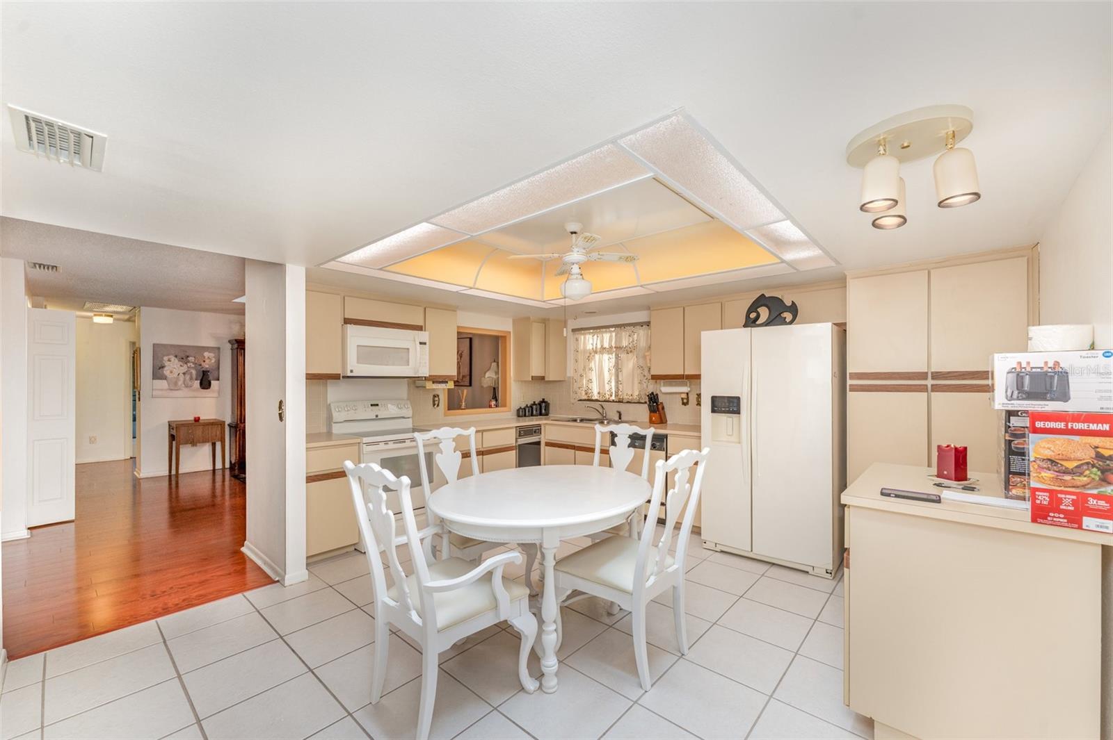 Image 2 of 15 For 4240 Creekwood Lane