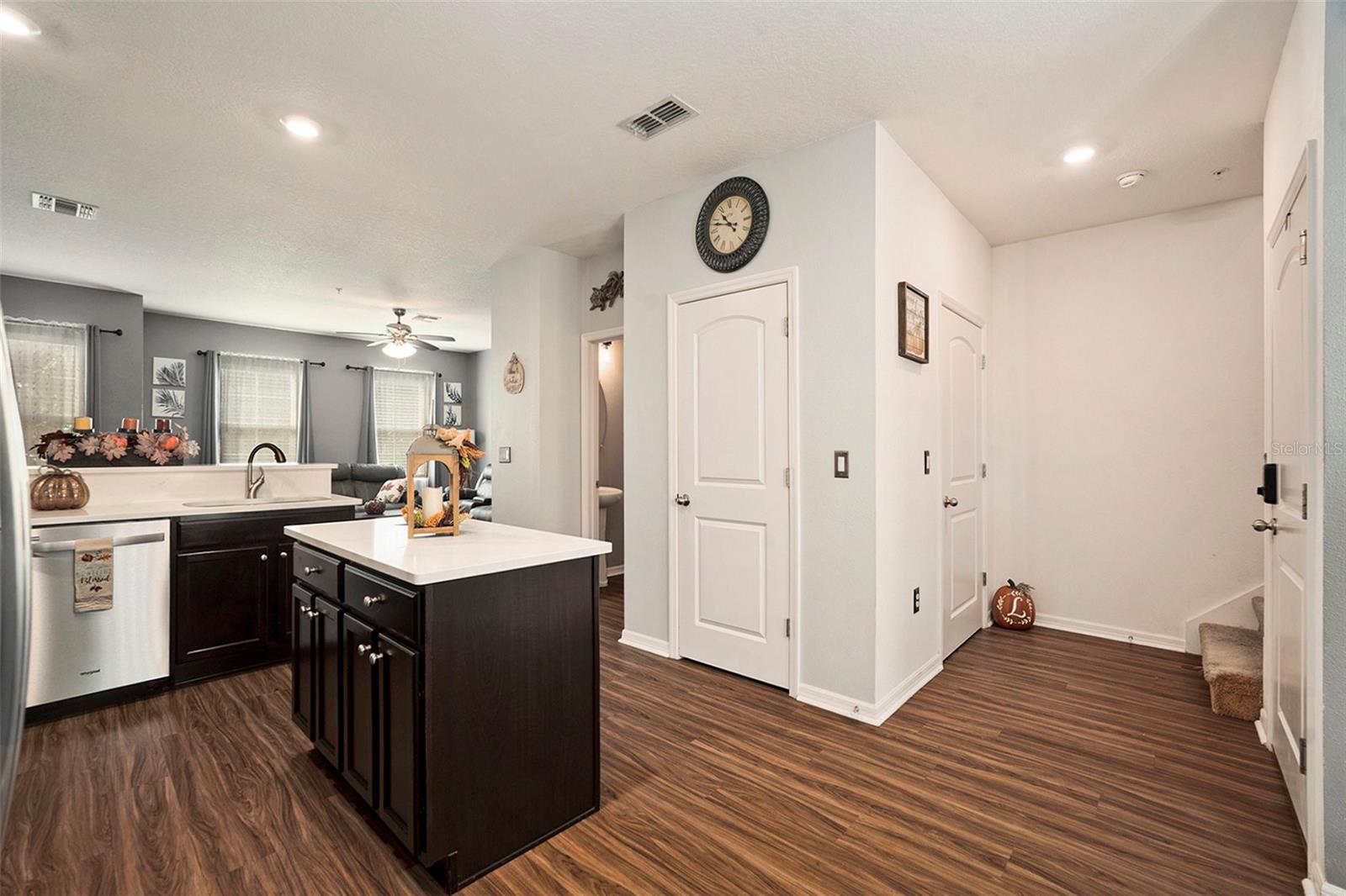 Image 14 of 42 For 5524 Yellowfin Court