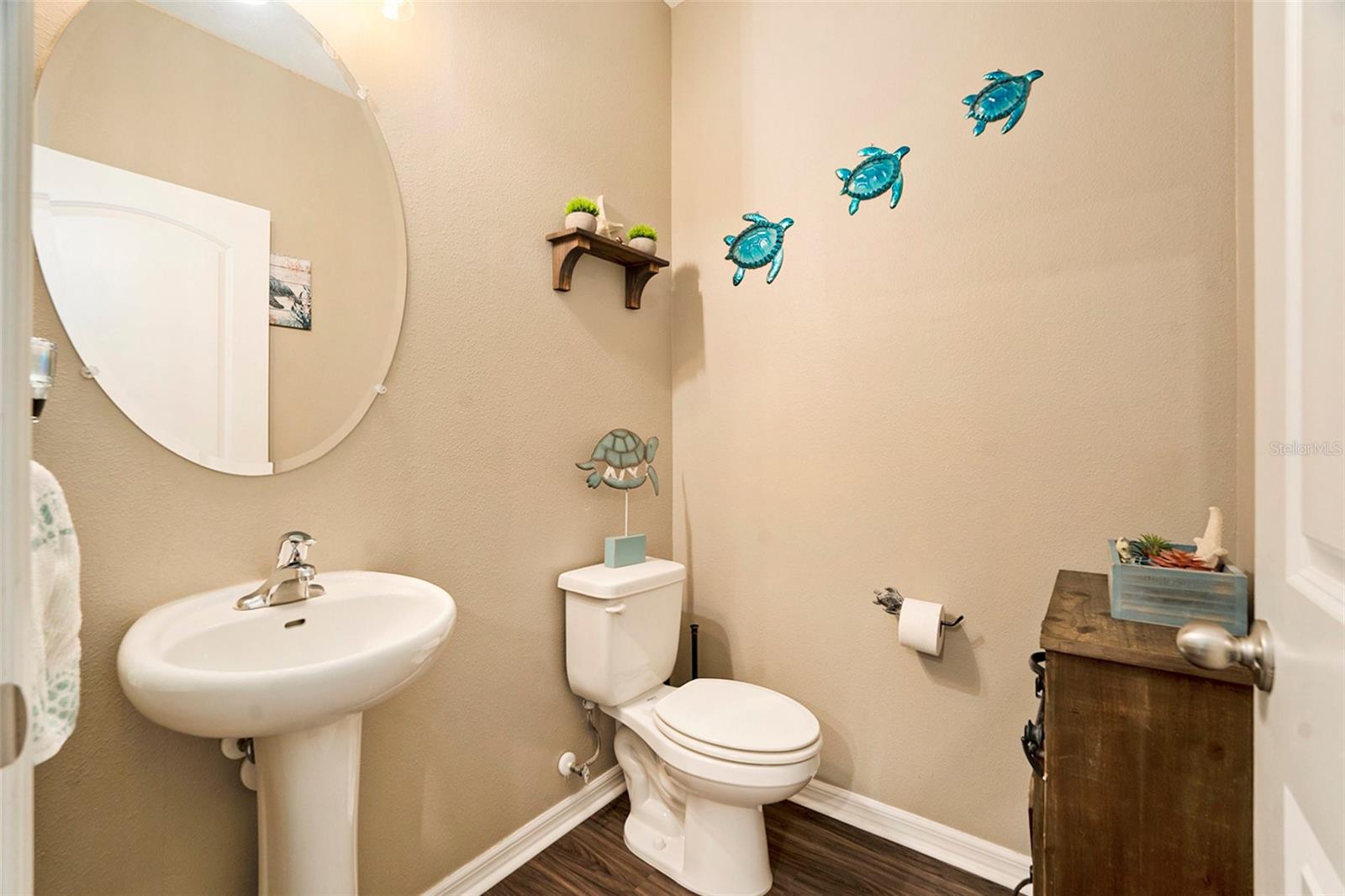 Image 18 of 42 For 5524 Yellowfin Court