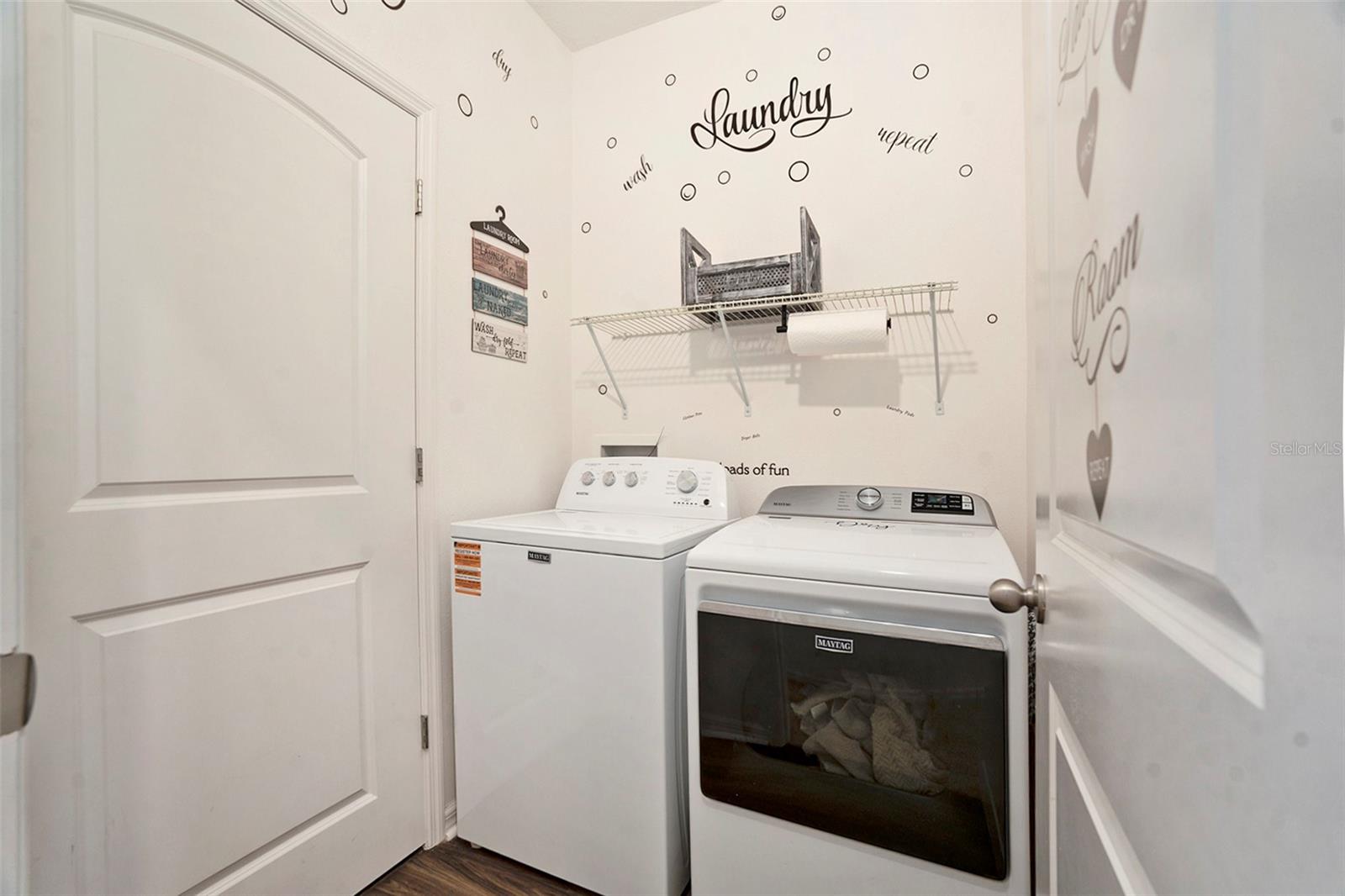 Image 23 of 42 For 5524 Yellowfin Court