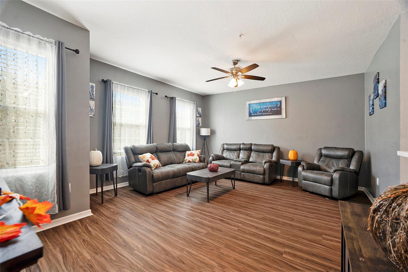 Image 9 of 42 For 5524 Yellowfin Court