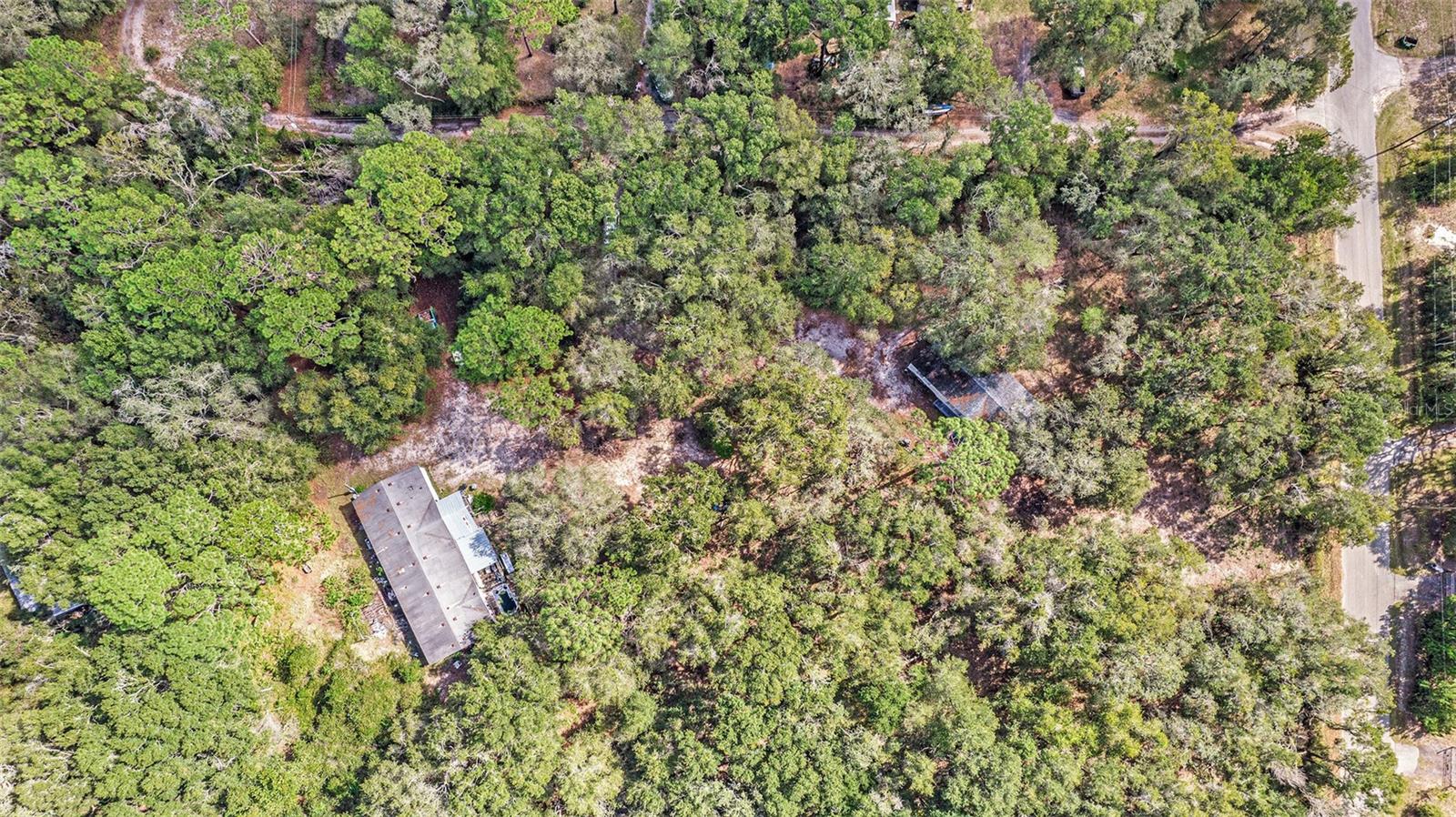 Image 31 of 39 For 17235 Shirla Rae Dr