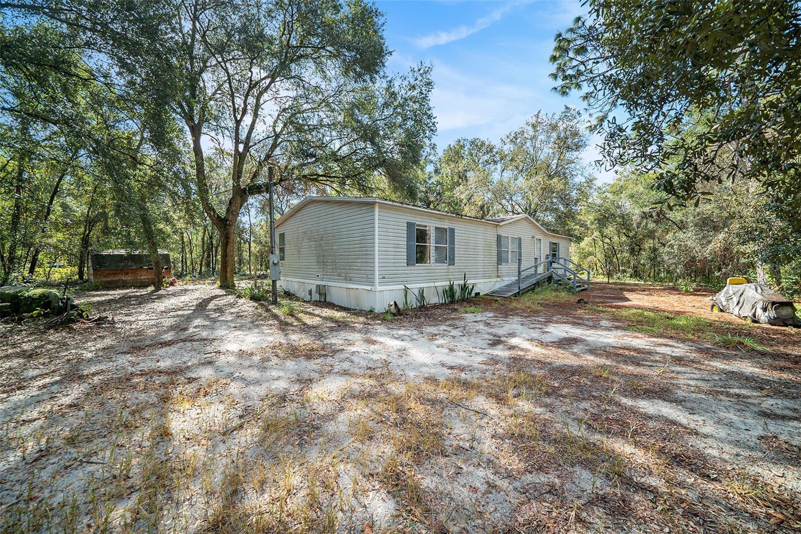 Image 38 of 39 For 17235 Shirla Rae Dr