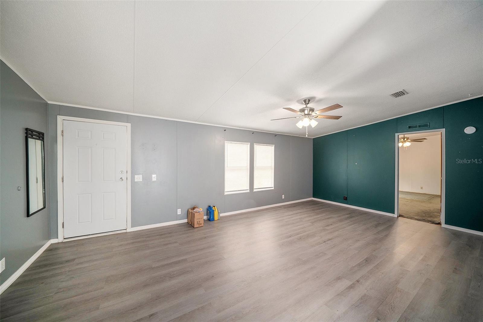 Image 5 of 39 For 17235 Shirla Rae Dr