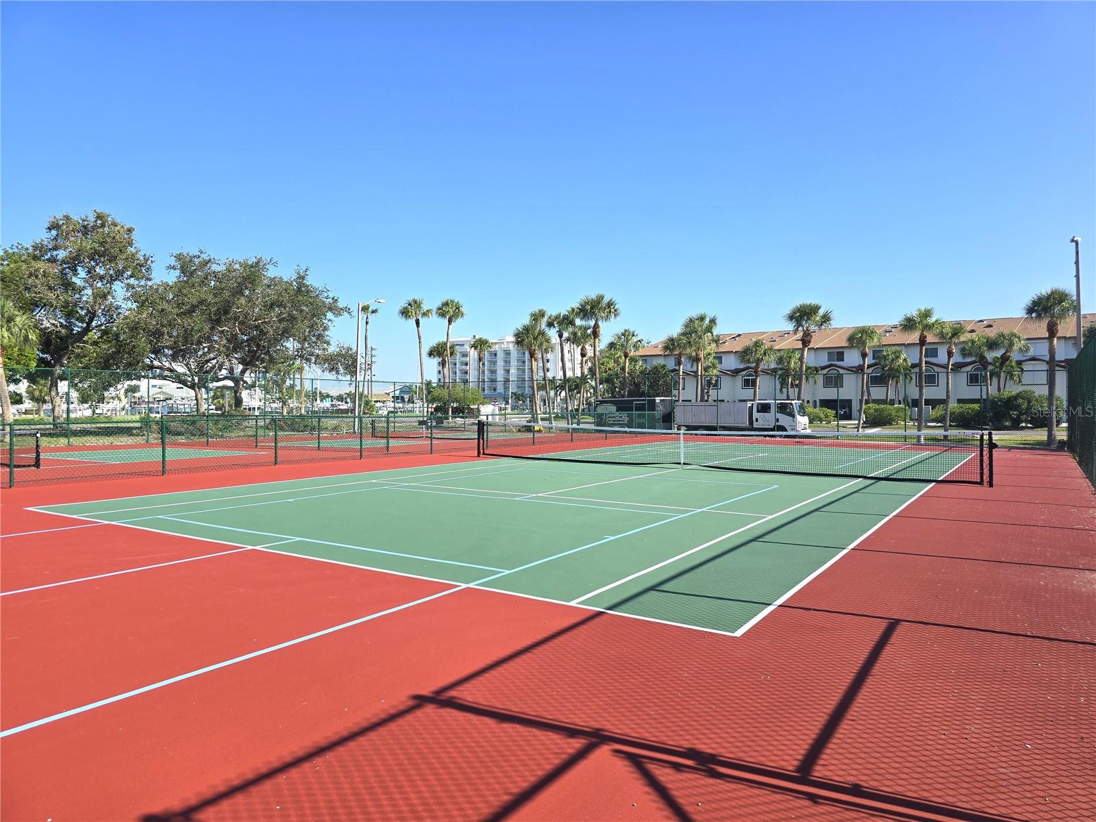 Image 22 of 29 For 346 Madeira Circle