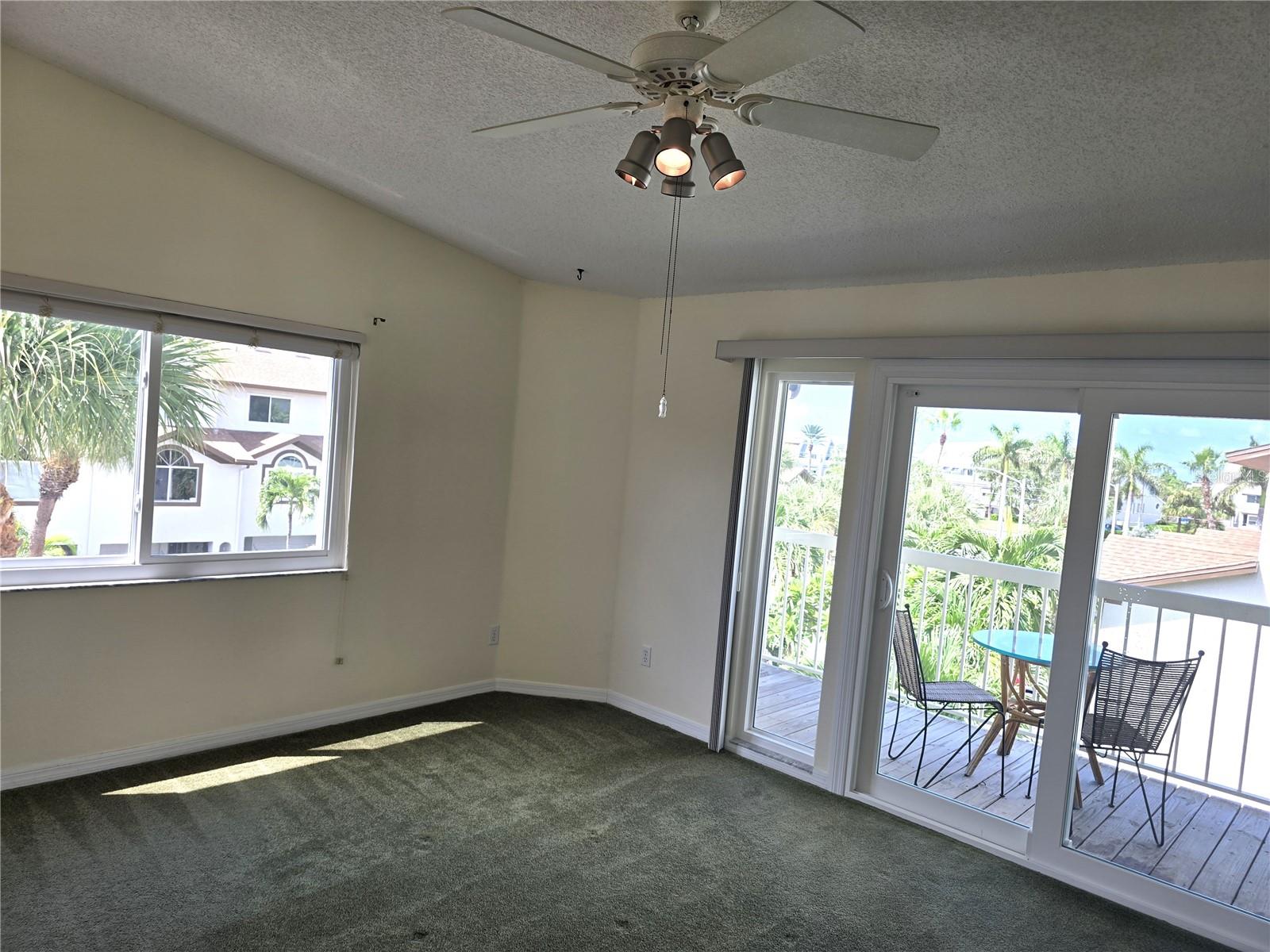 Image 6 of 29 For 346 Madeira Circle