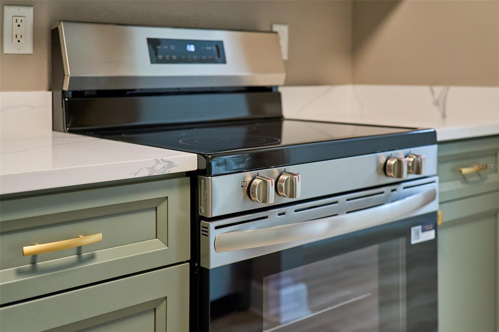 Image 32 of 43 For 722 116th Street N 2007