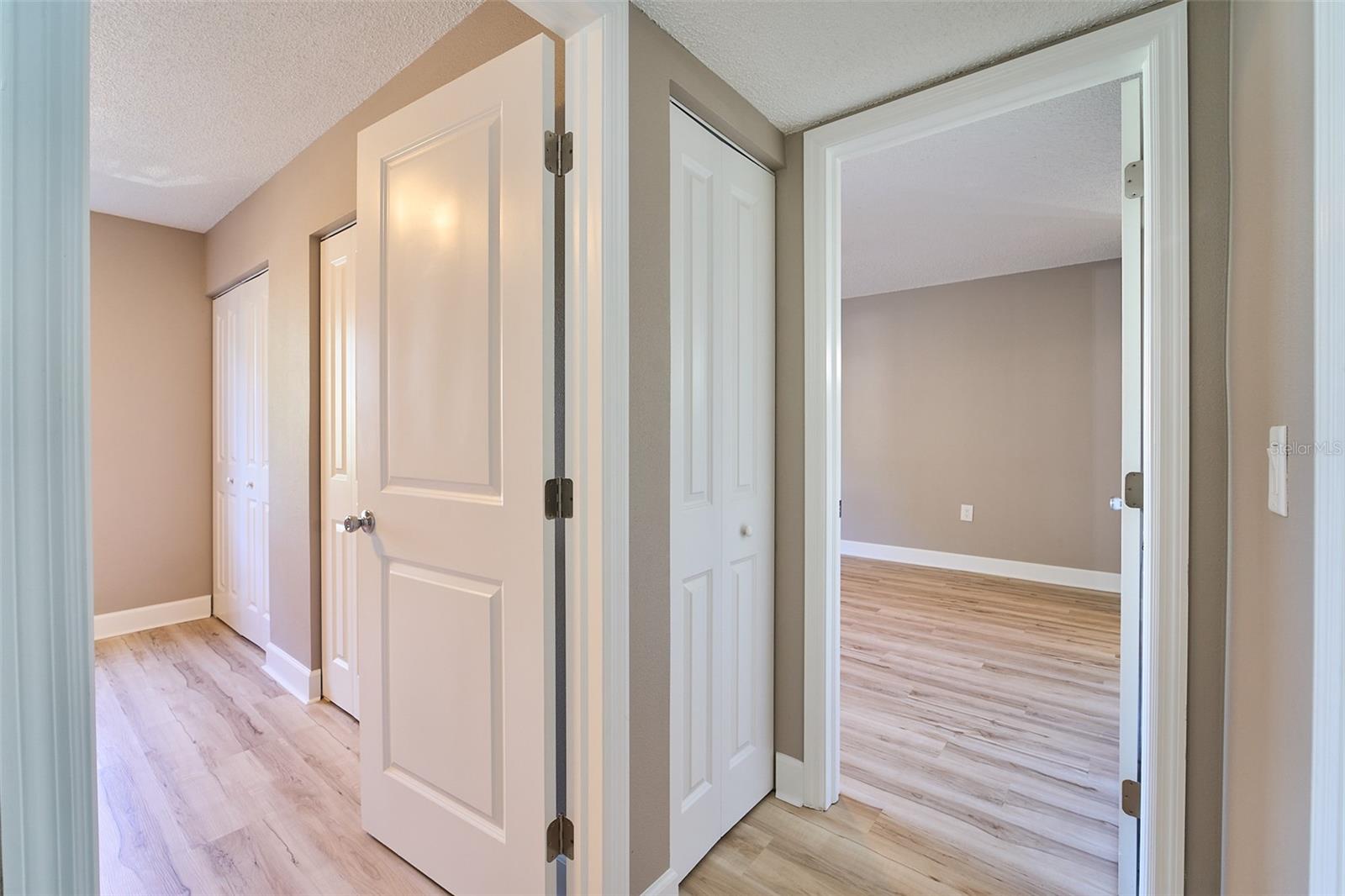 Image 6 of 43 For 722 116th Street N 2007