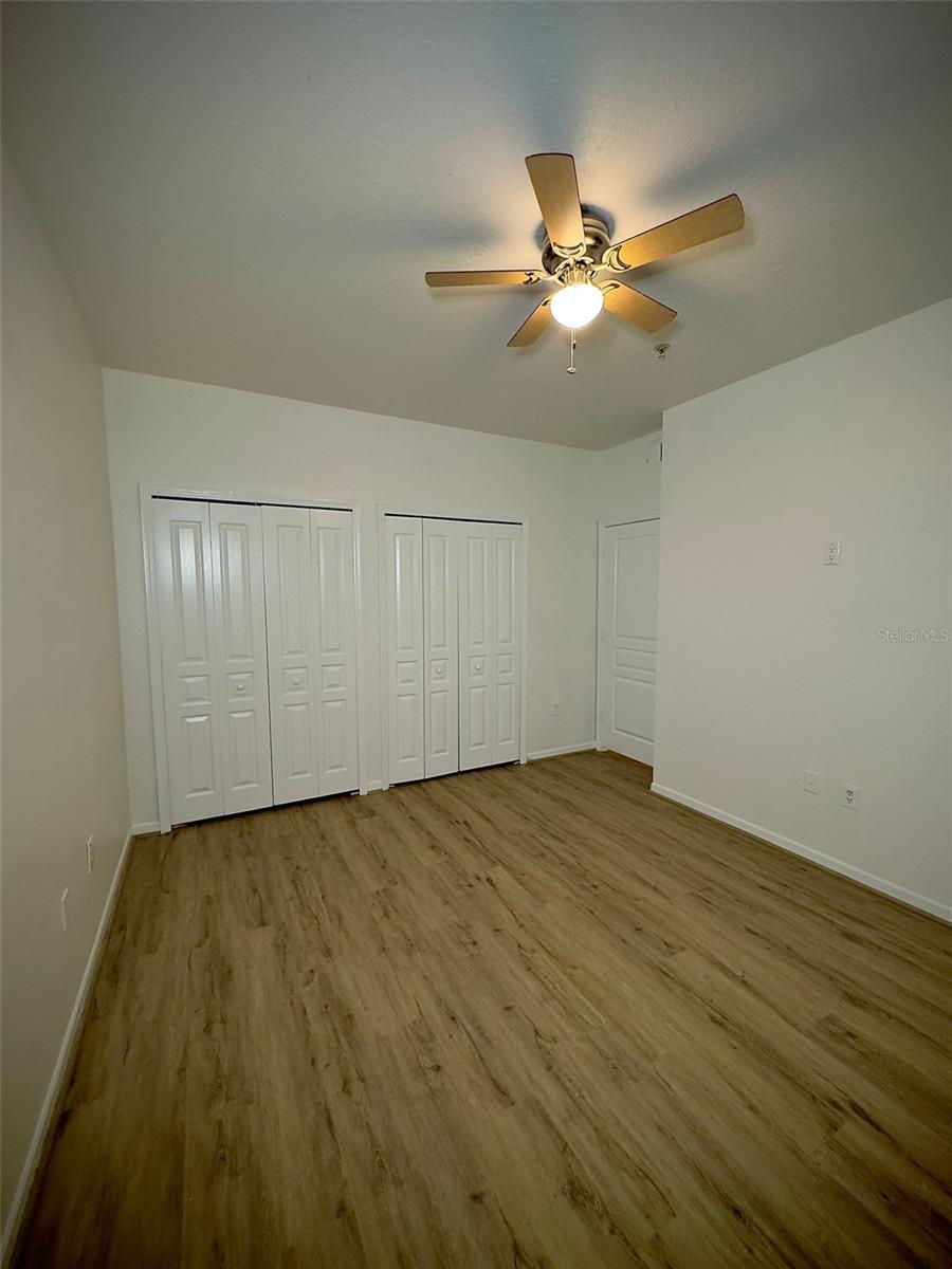 Image 16 of 27 For 17114 Carrington Park Drive 214