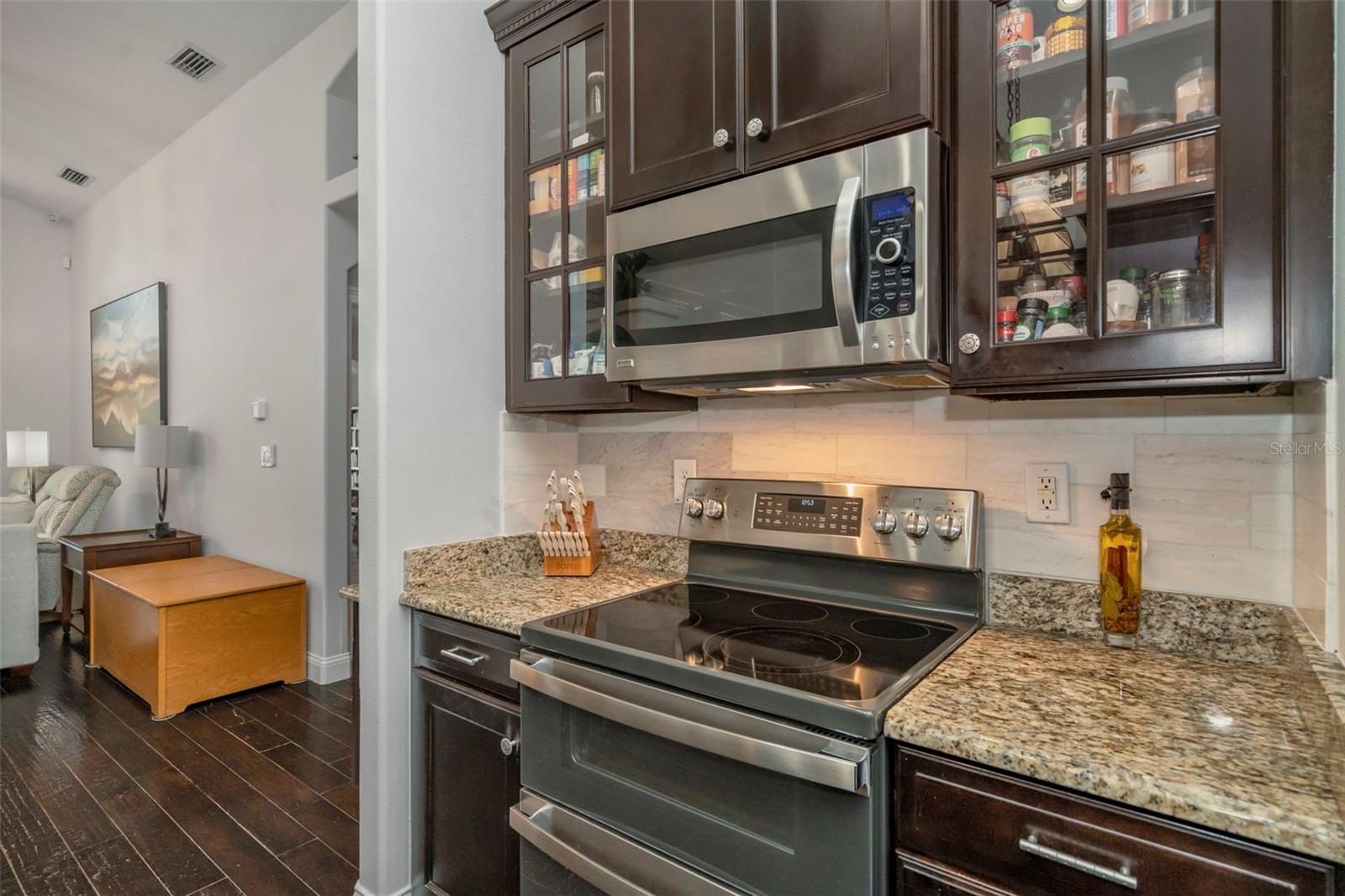 Listing photo id 13 for 19361 Yellow Clover Drive