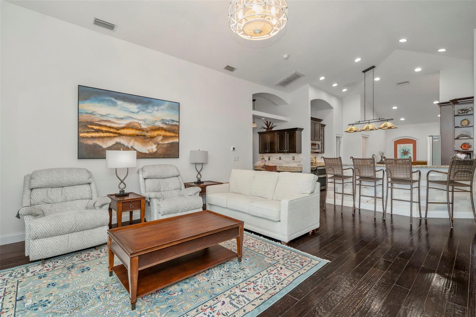 Listing photo id 18 for 19361 Yellow Clover Drive