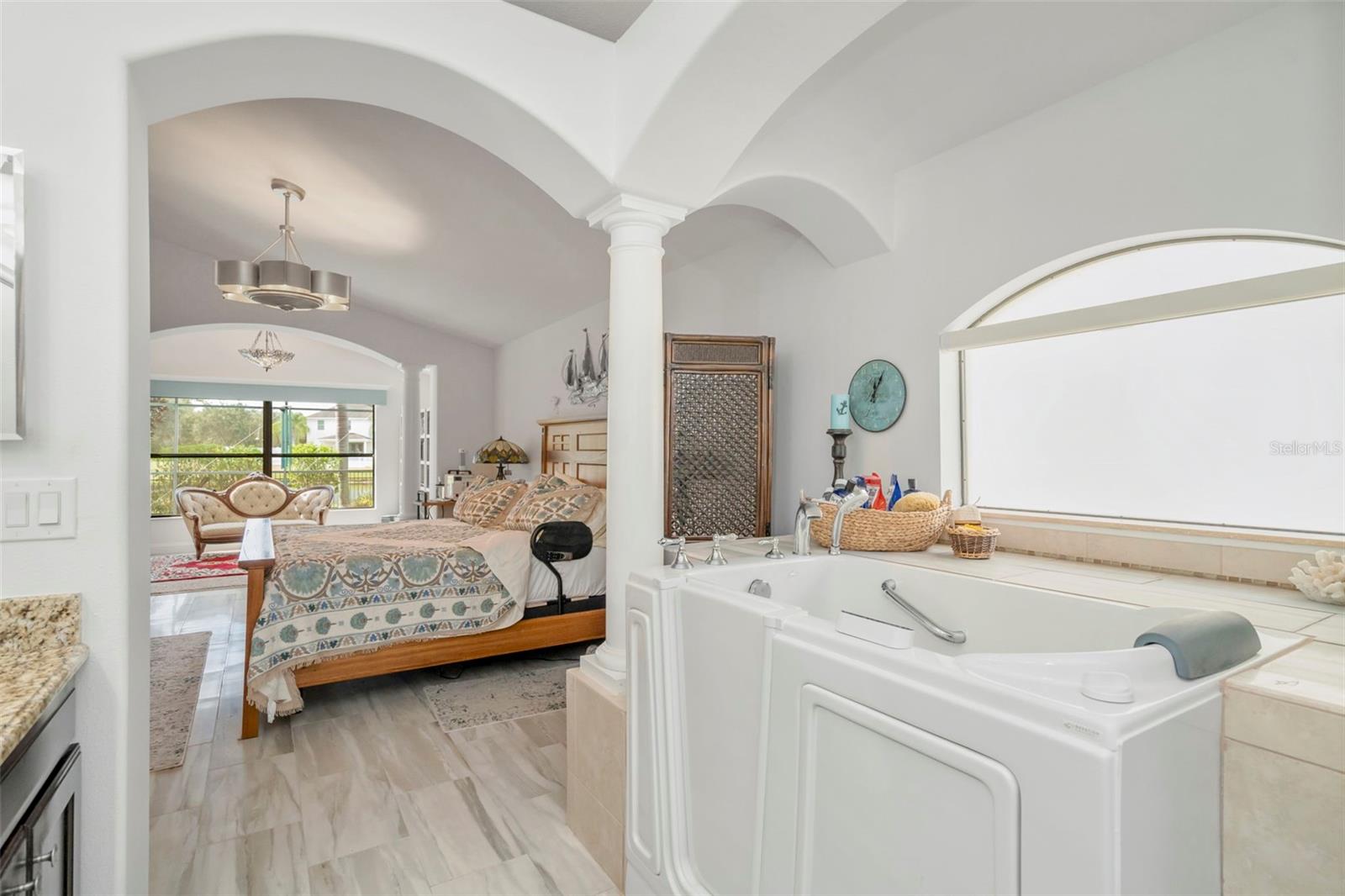 Listing photo id 32 for 19361 Yellow Clover Drive