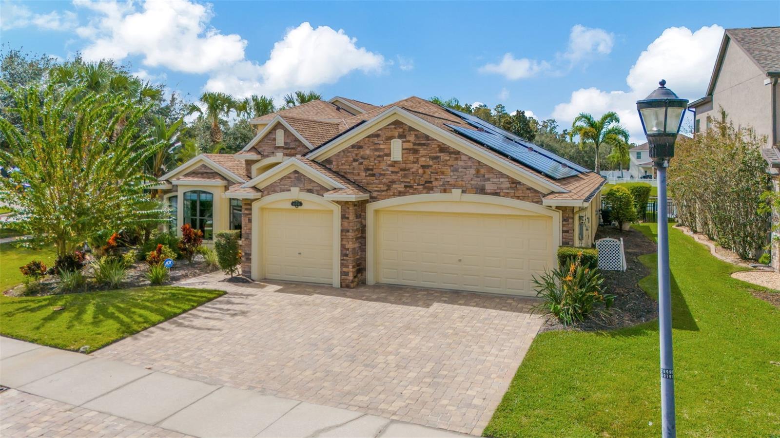 Listing photo id 53 for 19361 Yellow Clover Drive