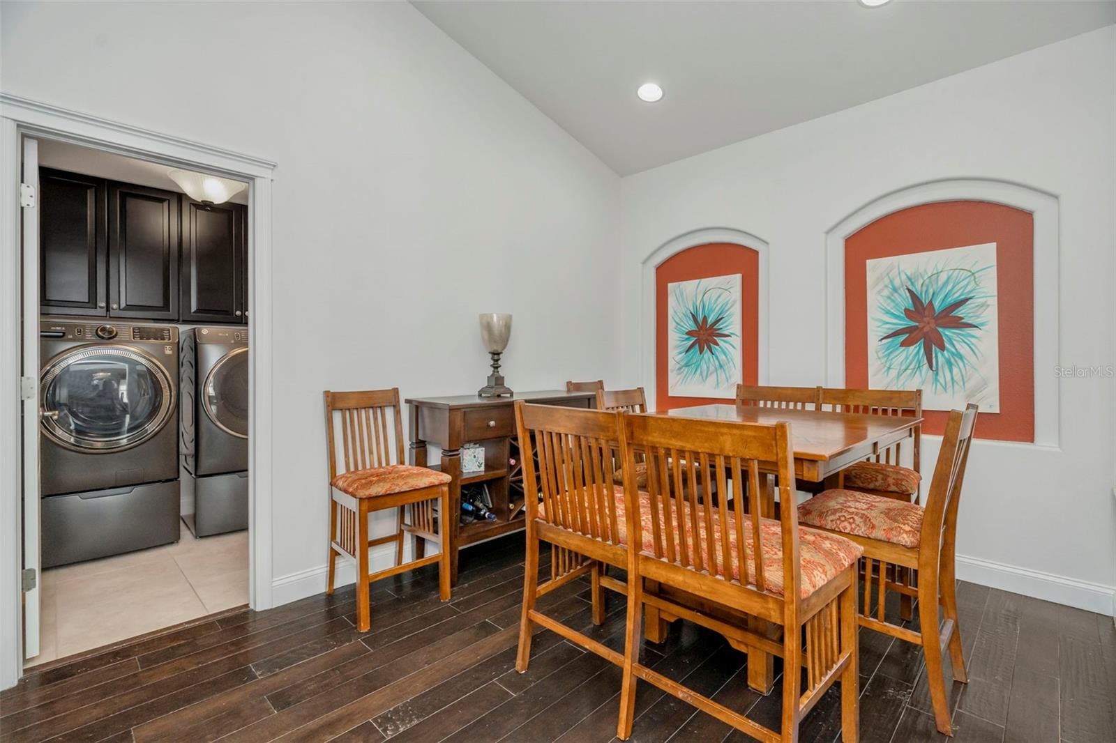 Listing photo id 7 for 19361 Yellow Clover Drive