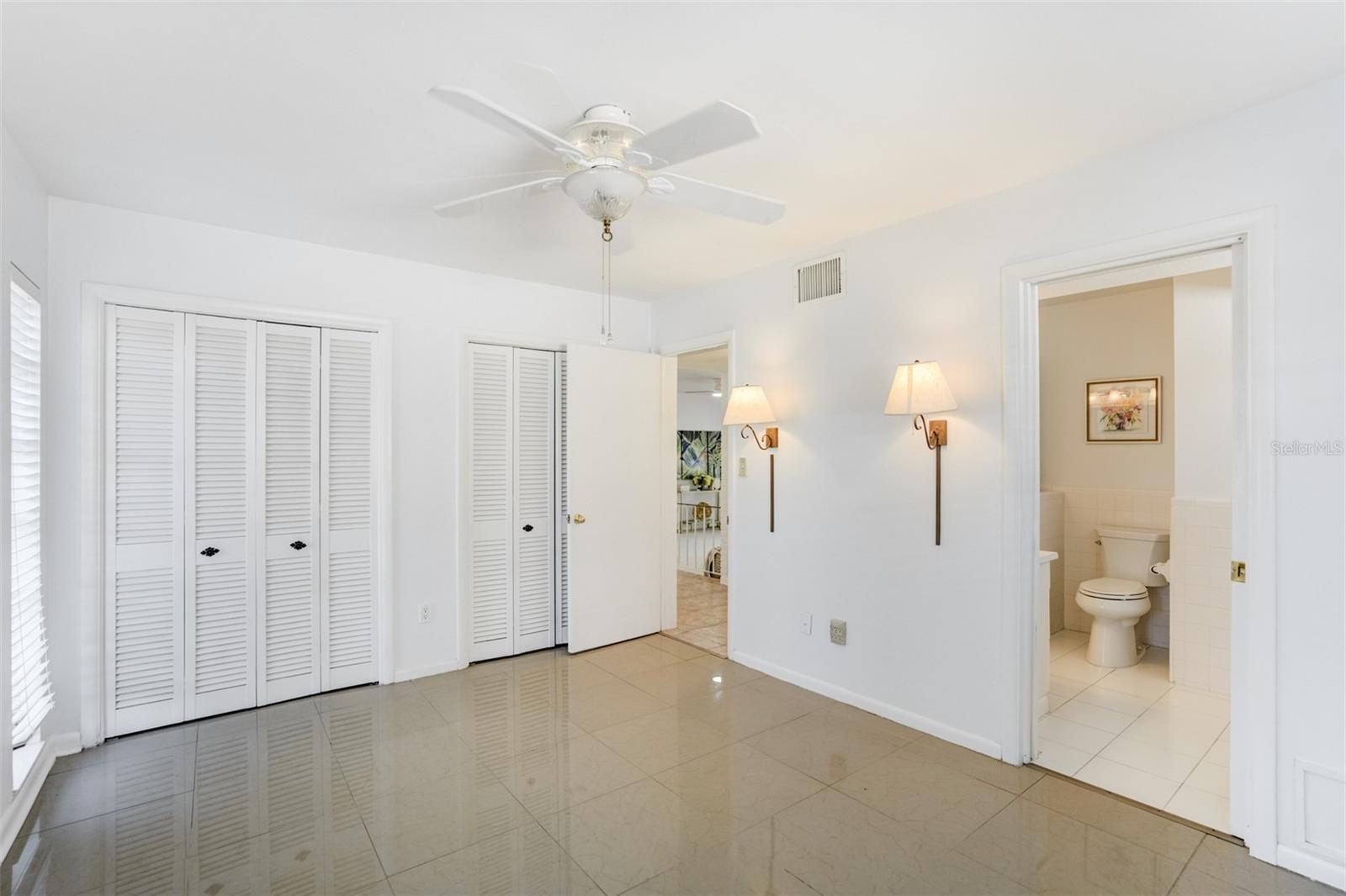 Image 11 of 22 For 13850 Sunset Drive