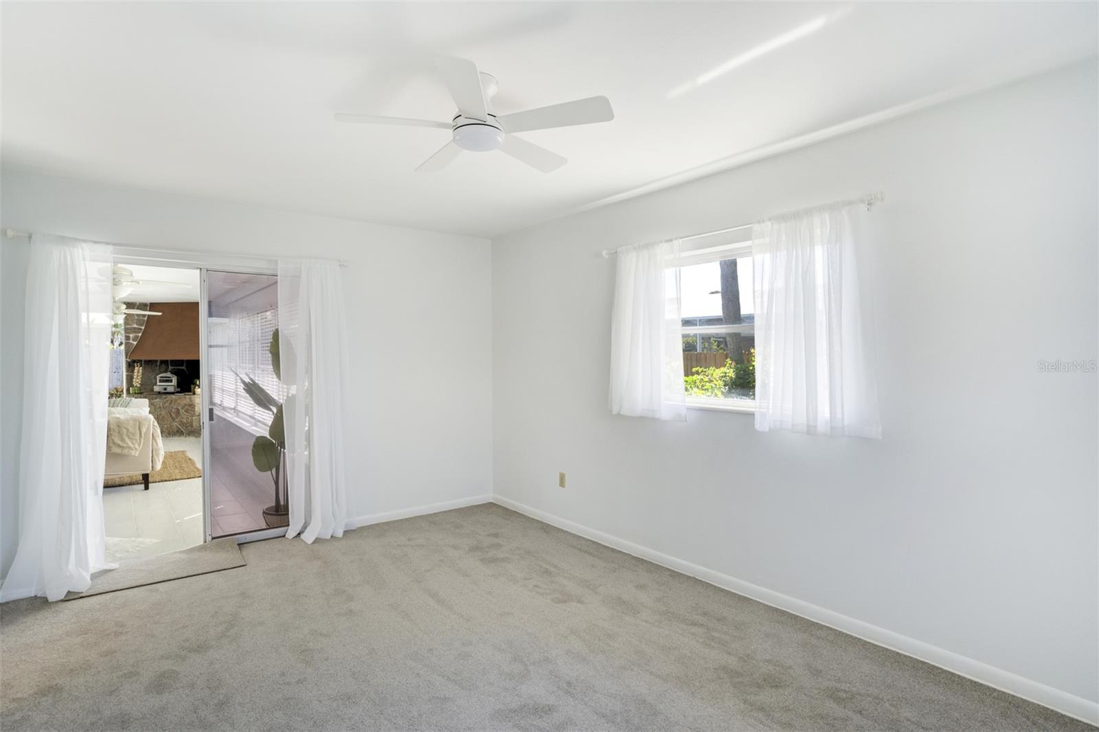 Image 14 of 22 For 13850 Sunset Drive