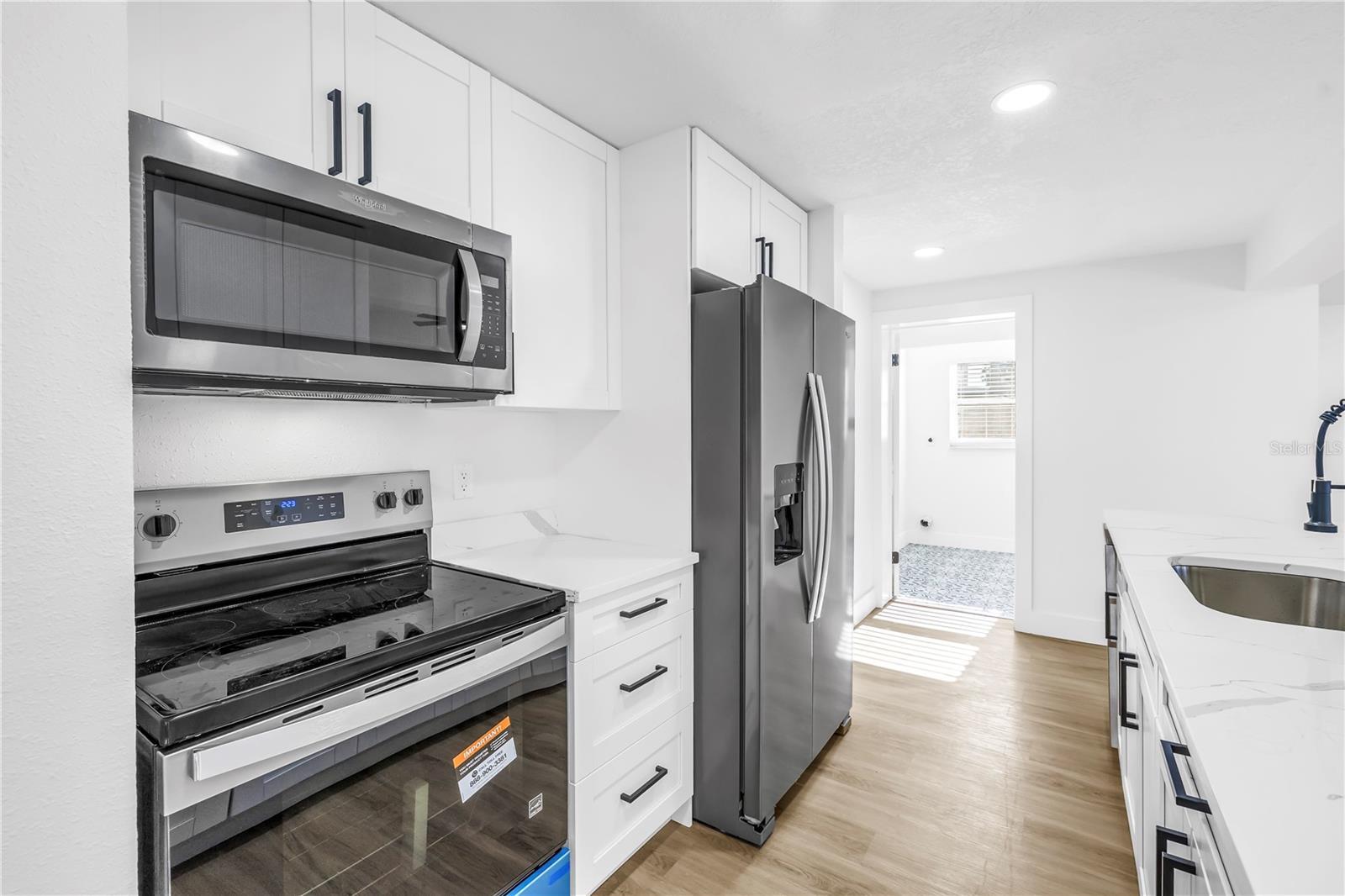 Image 12 of 51 For 9085 Leisure Lane N