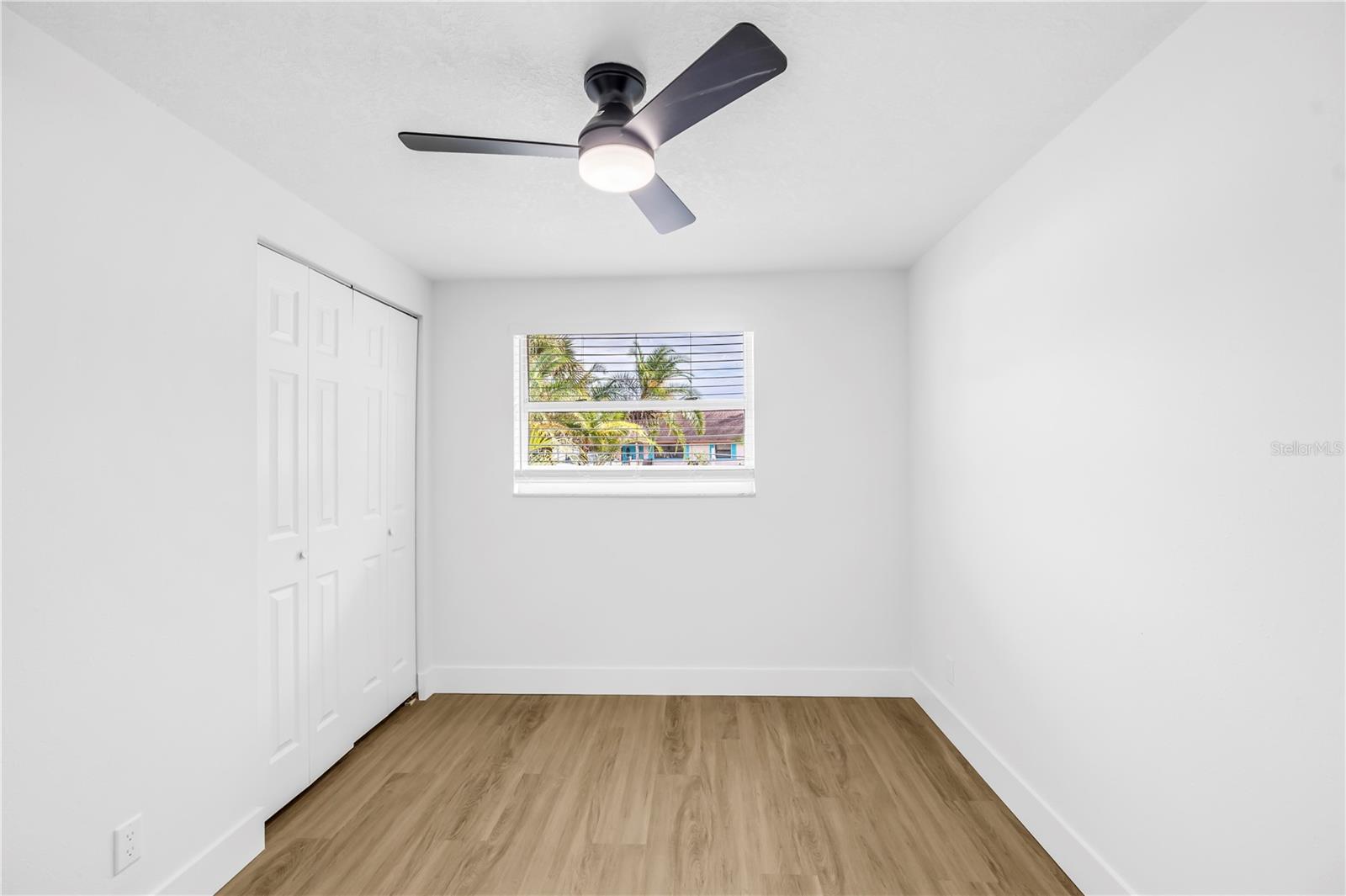 Image 39 of 51 For 9085 Leisure Lane N