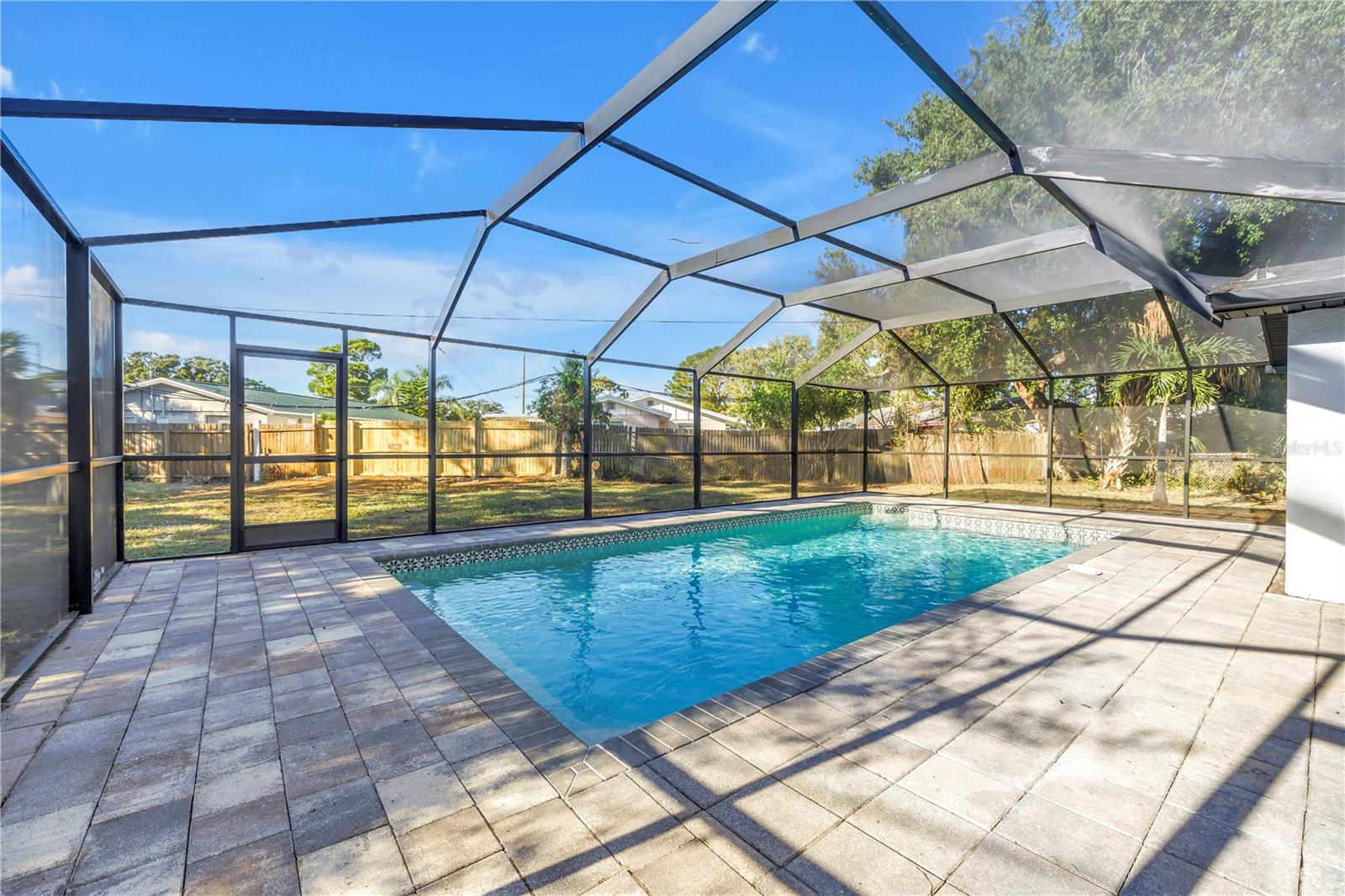 Image 47 of 51 For 9085 Leisure Lane N