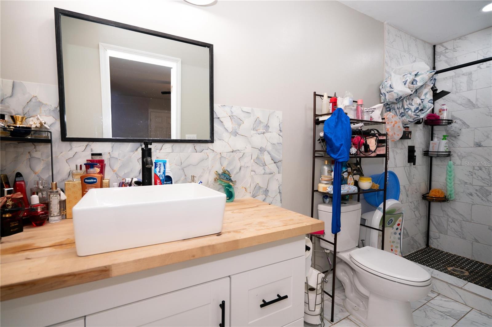 Listing photo id 14 for 3102 Williams Road