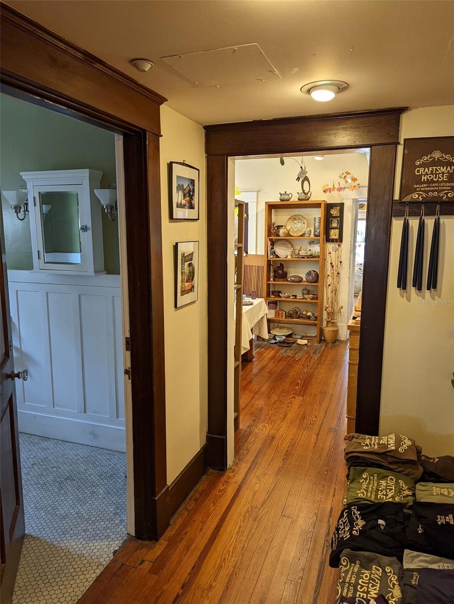 Image 8 of 14 For 2955 & 2945 Central Avenue