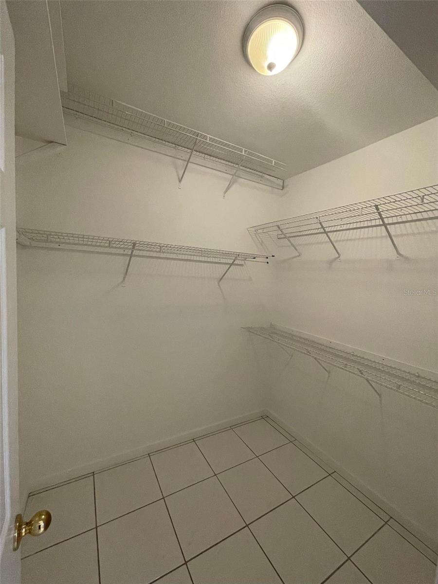 Image 10 of 16 For 3915 Swann Avenue