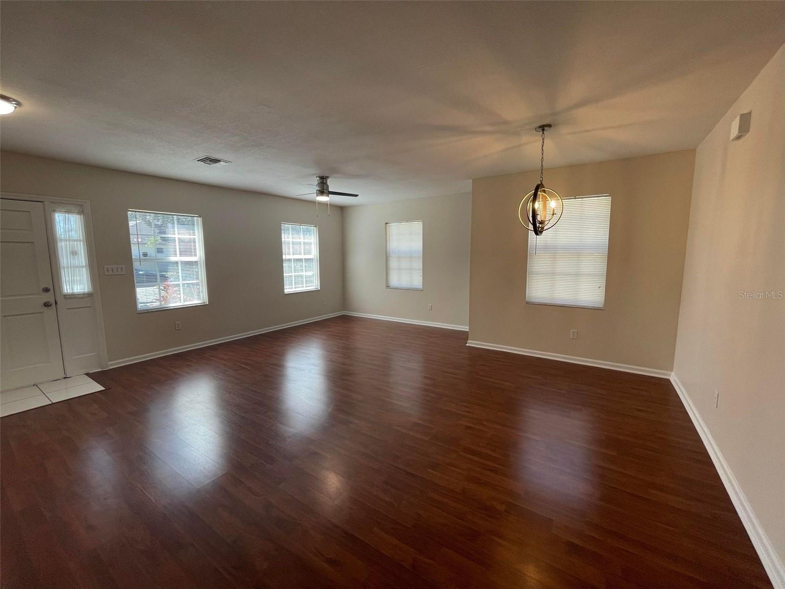 Image 2 of 16 For 3915 Swann Avenue
