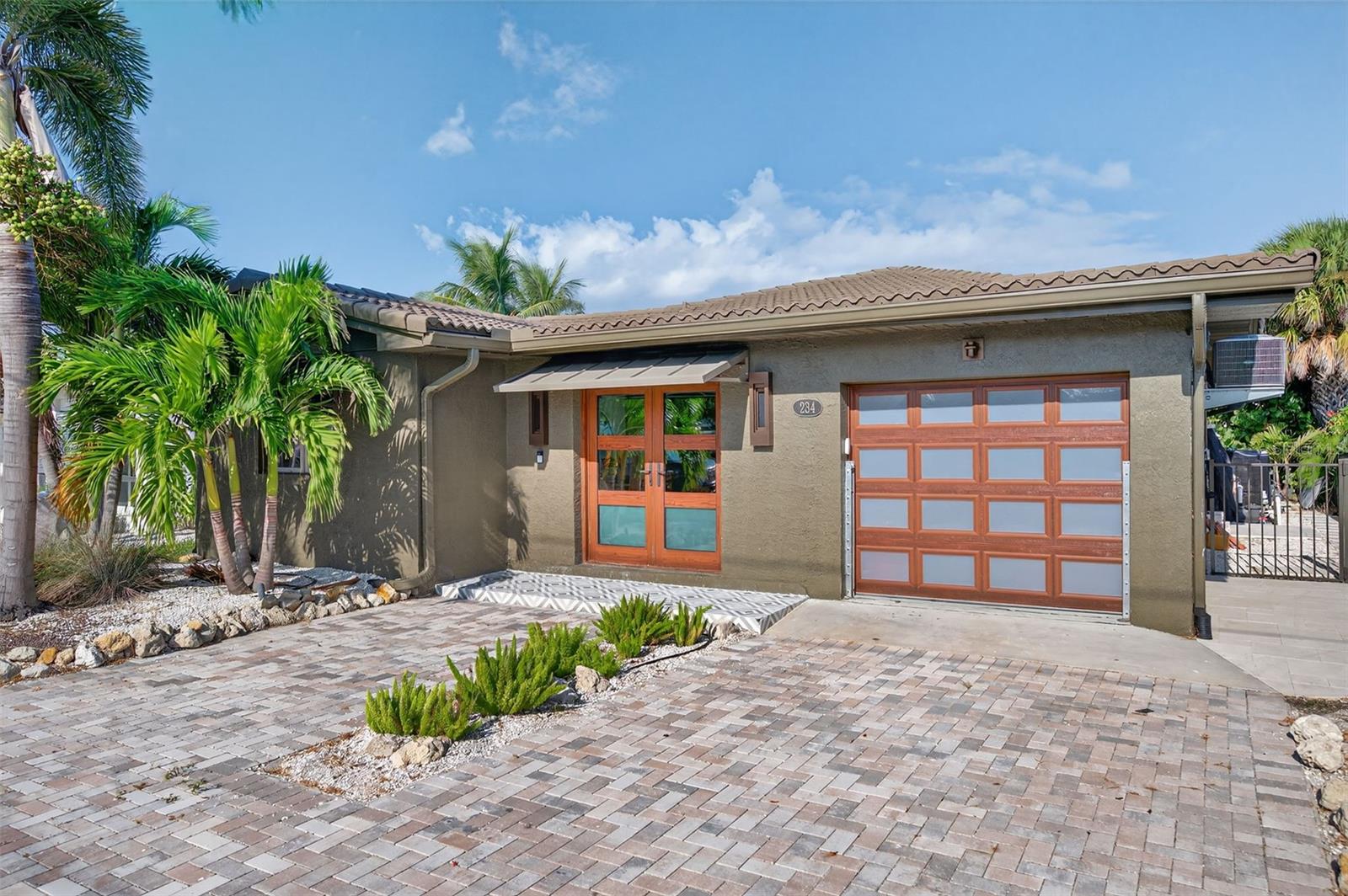 Details for 234 145th Avenue E, MADEIRA BEACH, FL 33708