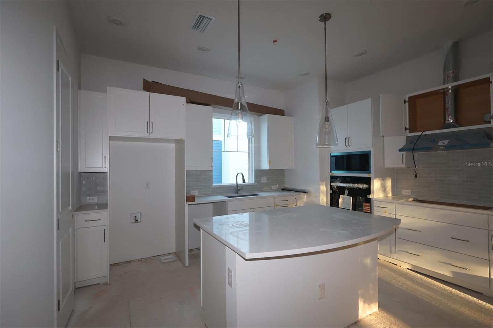 Image 6 of 17 For 6605 Nebraska Avenue 14