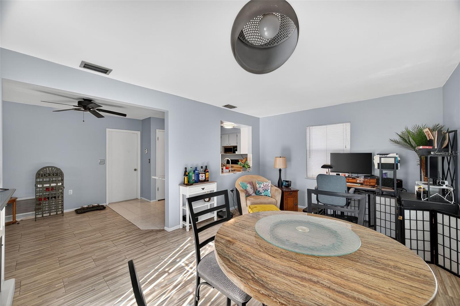 Image 26 of 37 For 1993 Citrus Hill Road