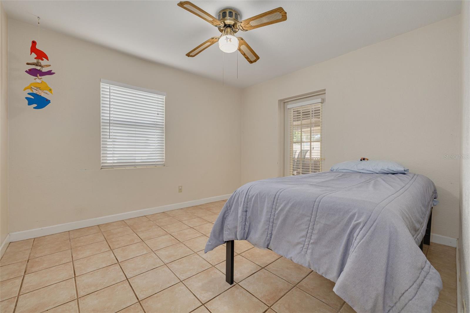 Image 20 of 37 For 501 Louden Avenue