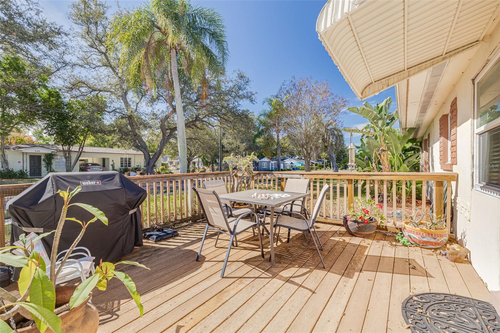 Image 29 of 37 For 501 Louden Avenue