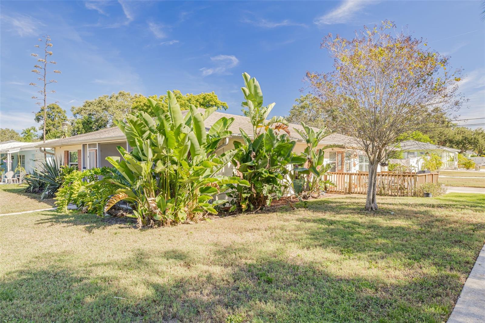 Image 30 of 37 For 501 Louden Avenue