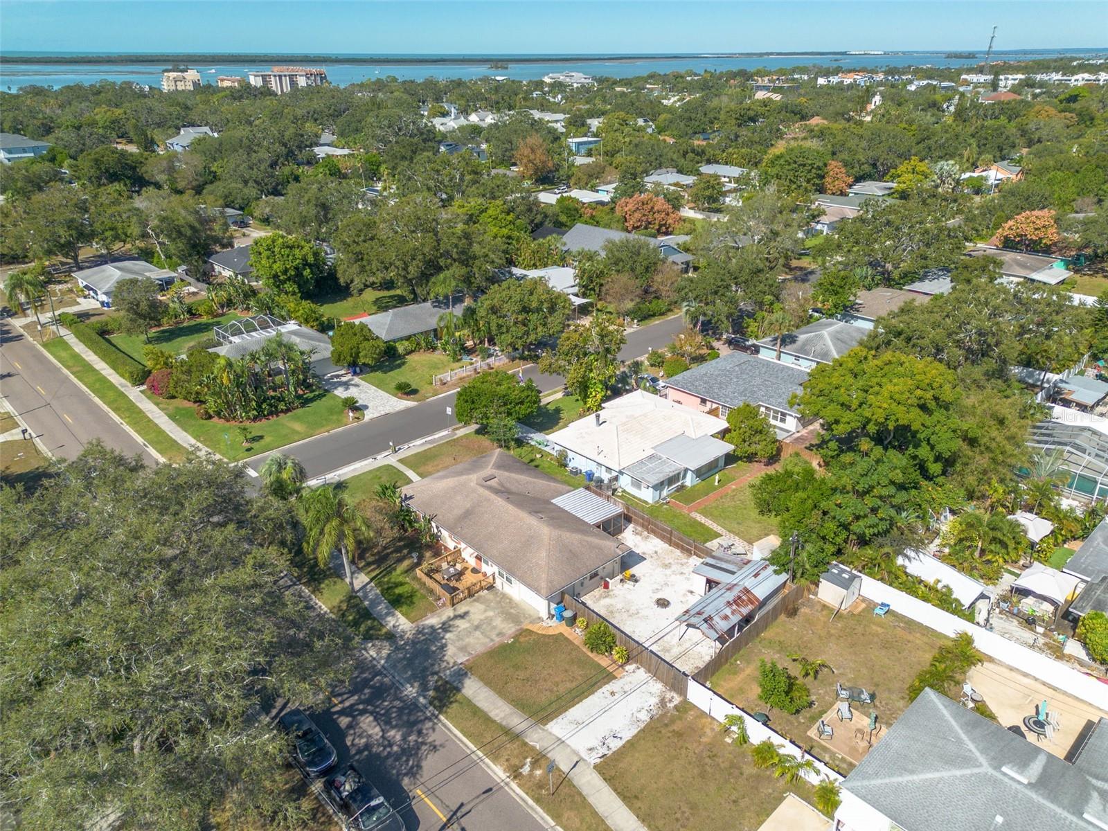 Image 35 of 37 For 501 Louden Avenue