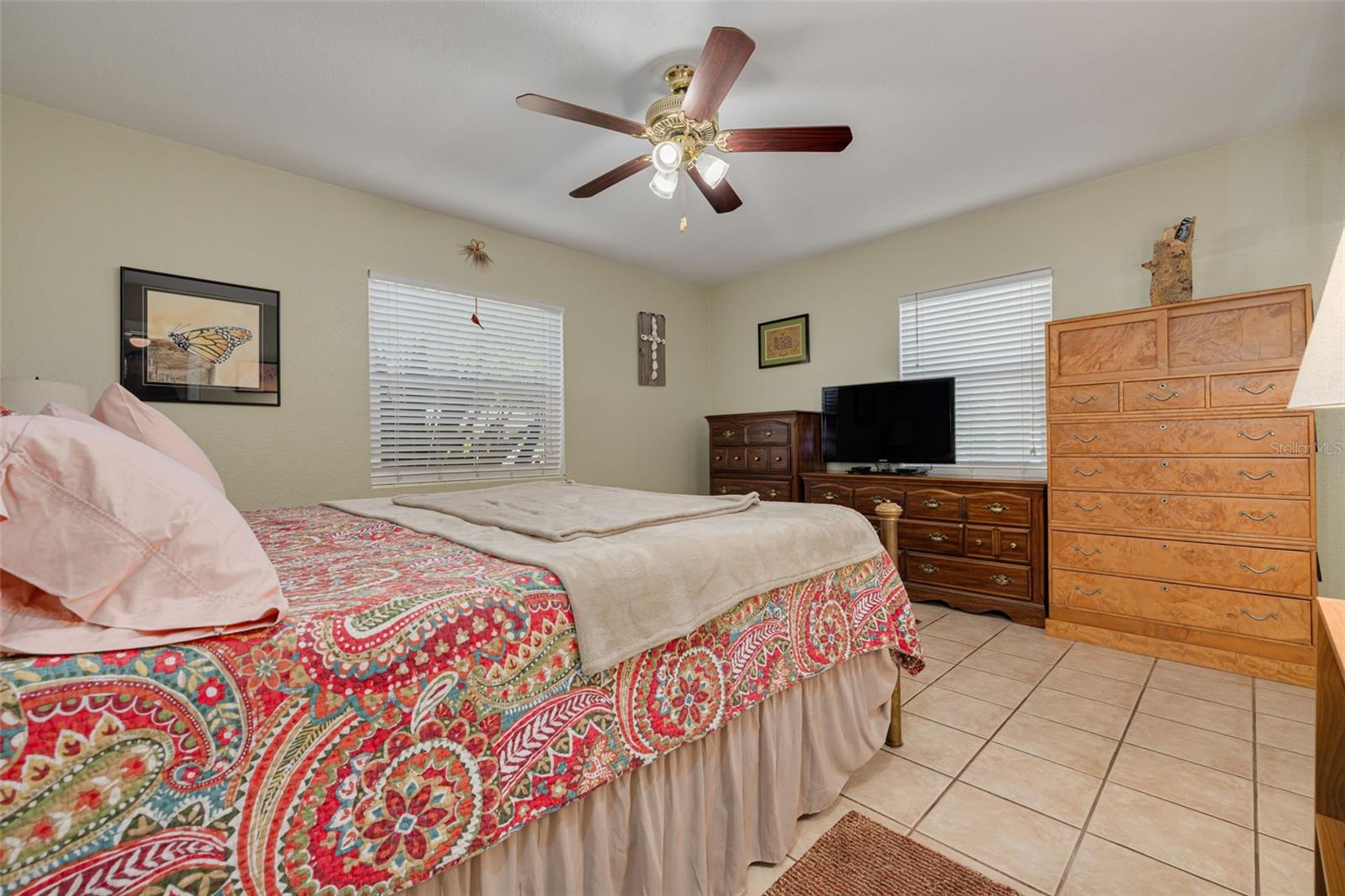 Image 4 of 37 For 501 Louden Avenue