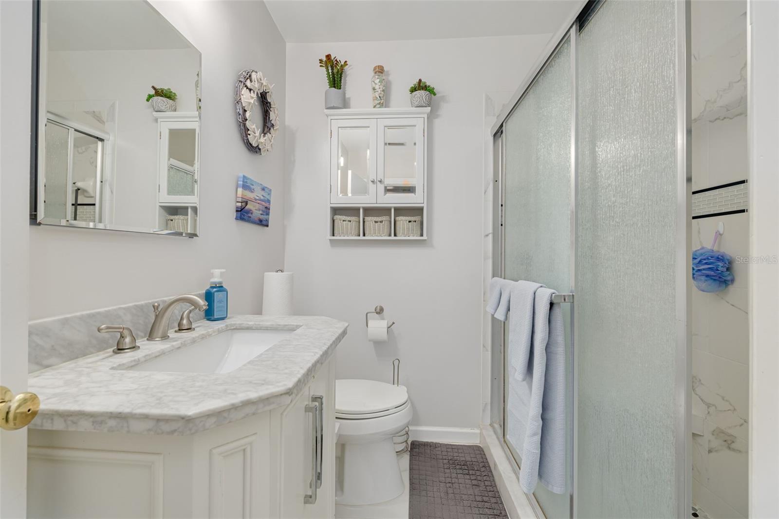 Image 5 of 37 For 501 Louden Avenue