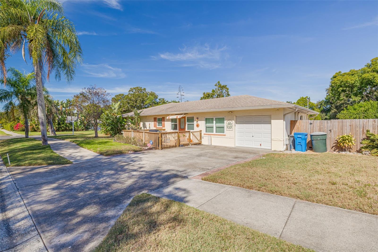 Image 8 of 37 For 501 Louden Avenue