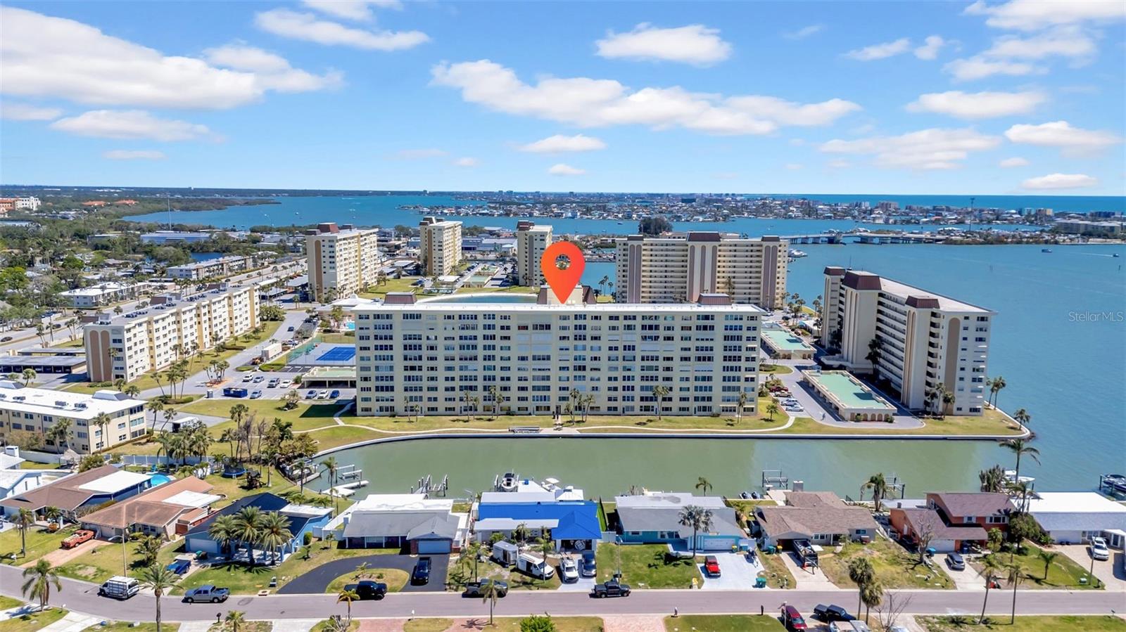 Details for 4725 Cove Circle 302, ST PETERSBURG, FL 33708