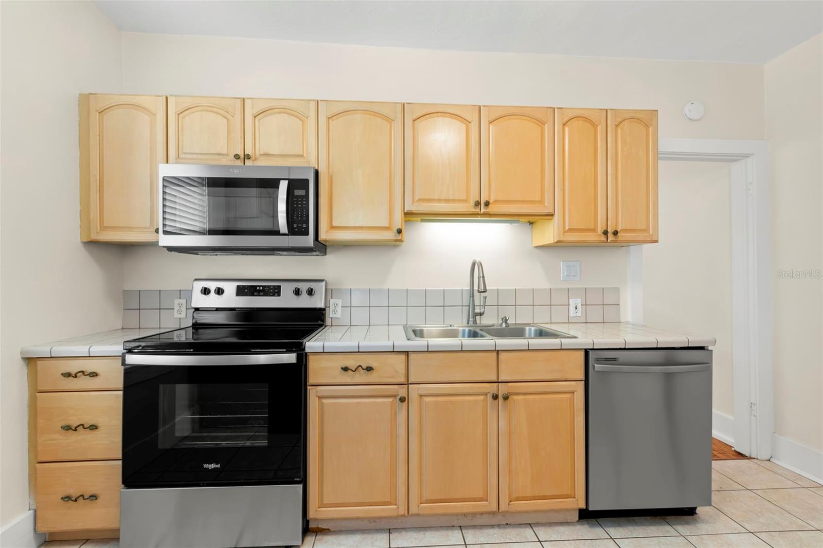 Image 14 of 44 For 1530 21st Avenue N