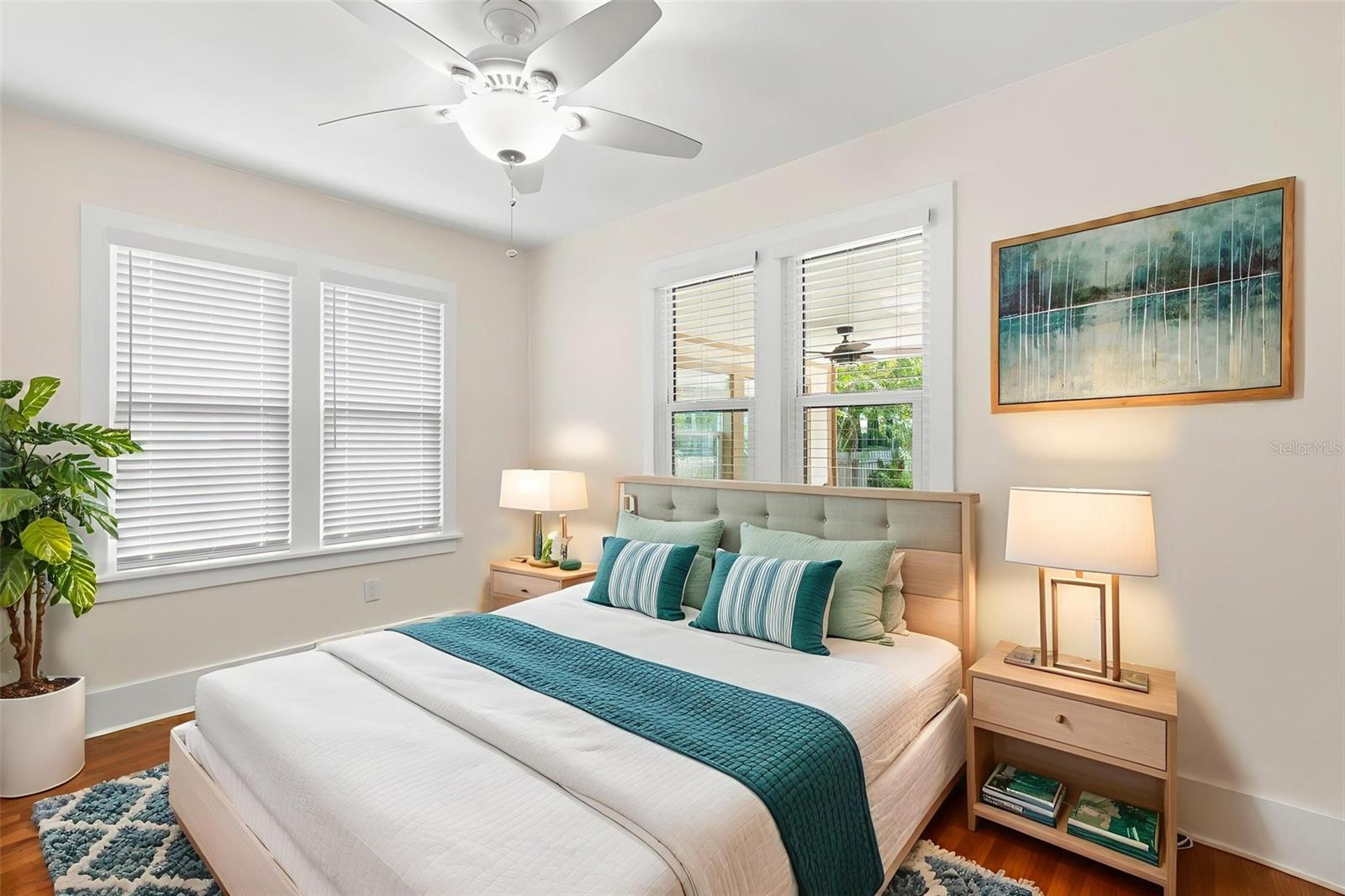 Image 33 of 44 For 1530 21st Avenue N