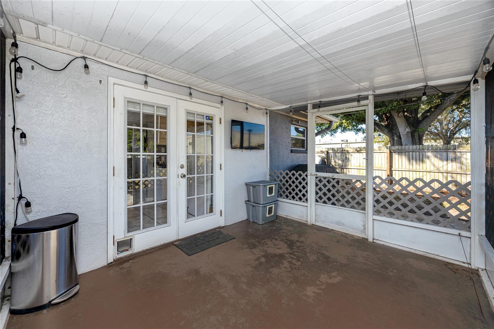 Image 23 of 35 For 10595 118th Avenue