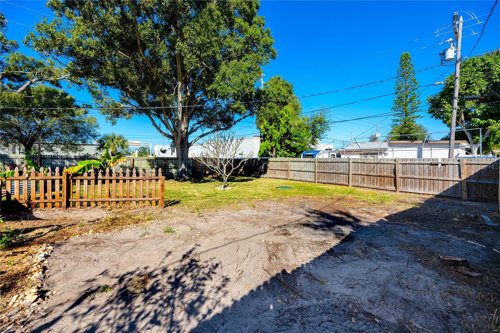 Image 30 of 35 For 10595 118th Avenue