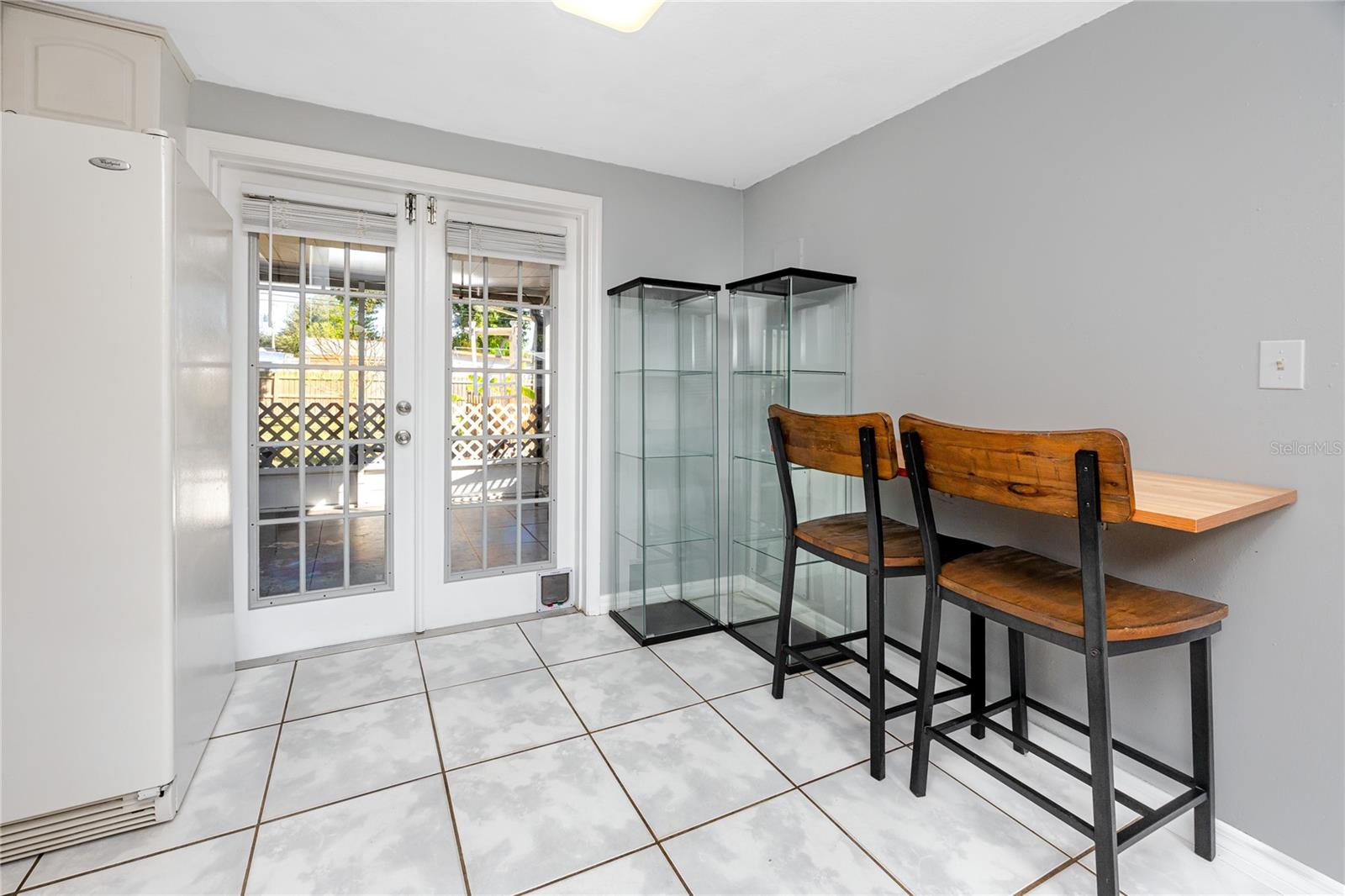 Image 9 of 35 For 10595 118th Avenue