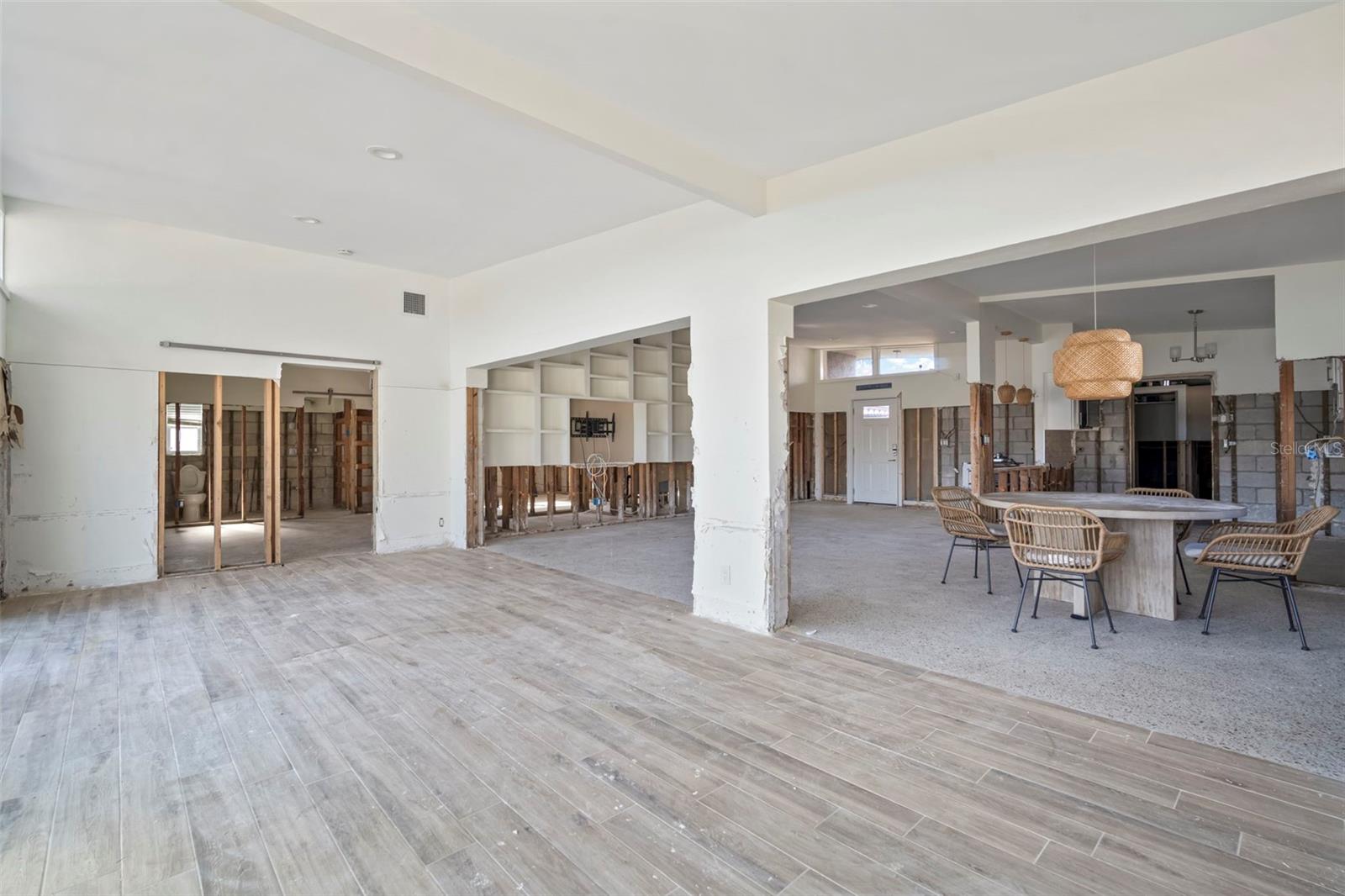 Image 14 of 29 For 11405 6th Street E